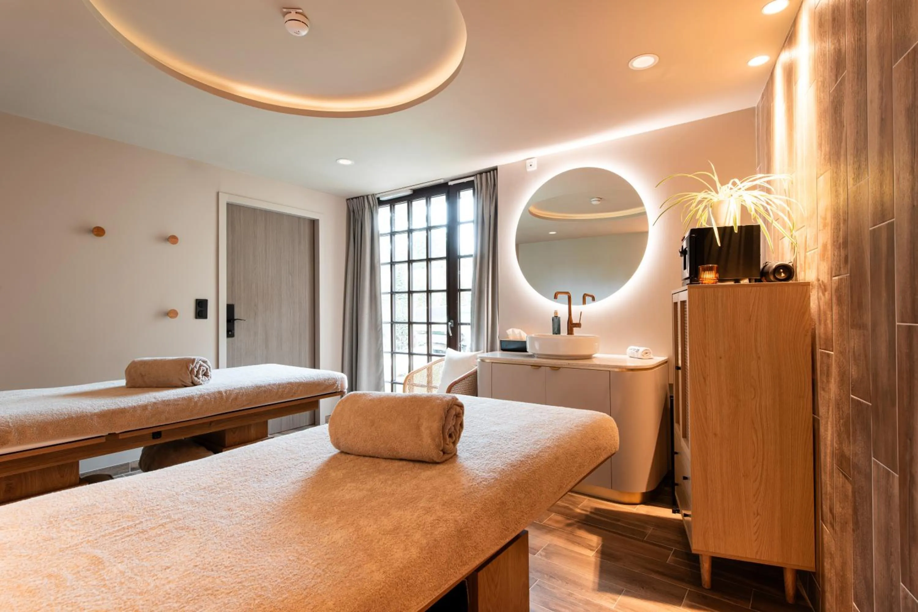 Spa and wellness centre/facilities, Bed in La Maison OBONO Hôtel & Spa