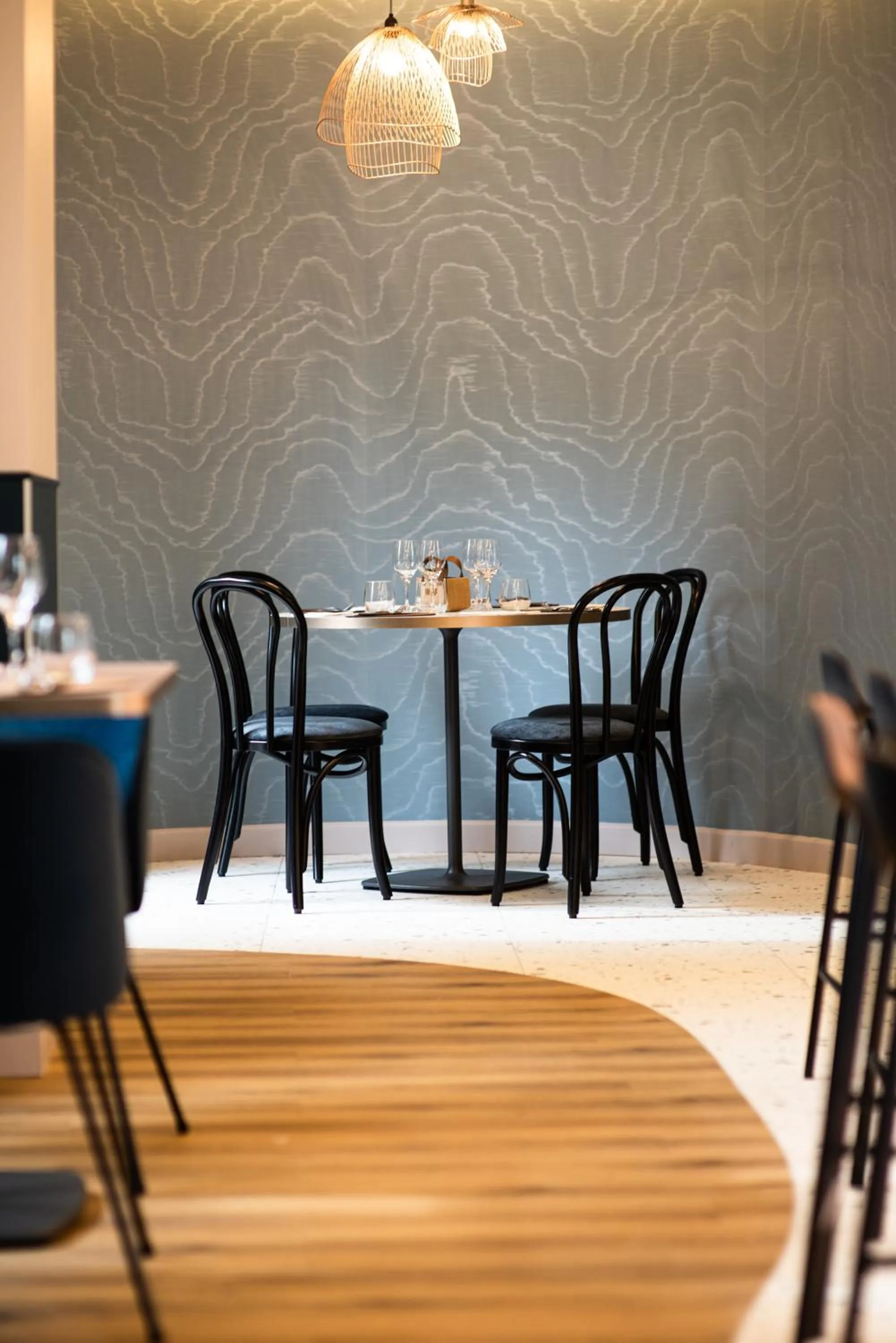 Lounge or bar in La Maison OBONO Hôtel & Spa