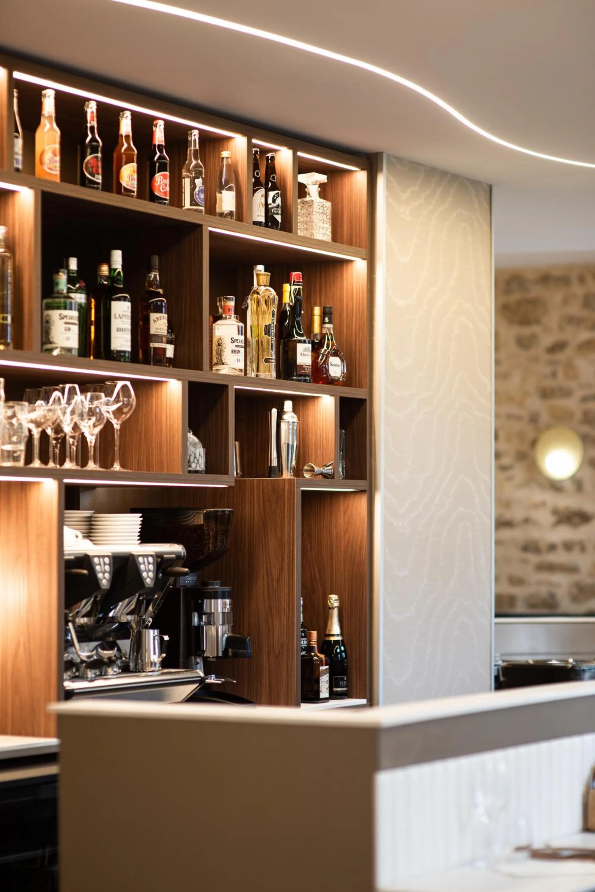 Lounge or bar in La Maison OBONO Hôtel & Spa