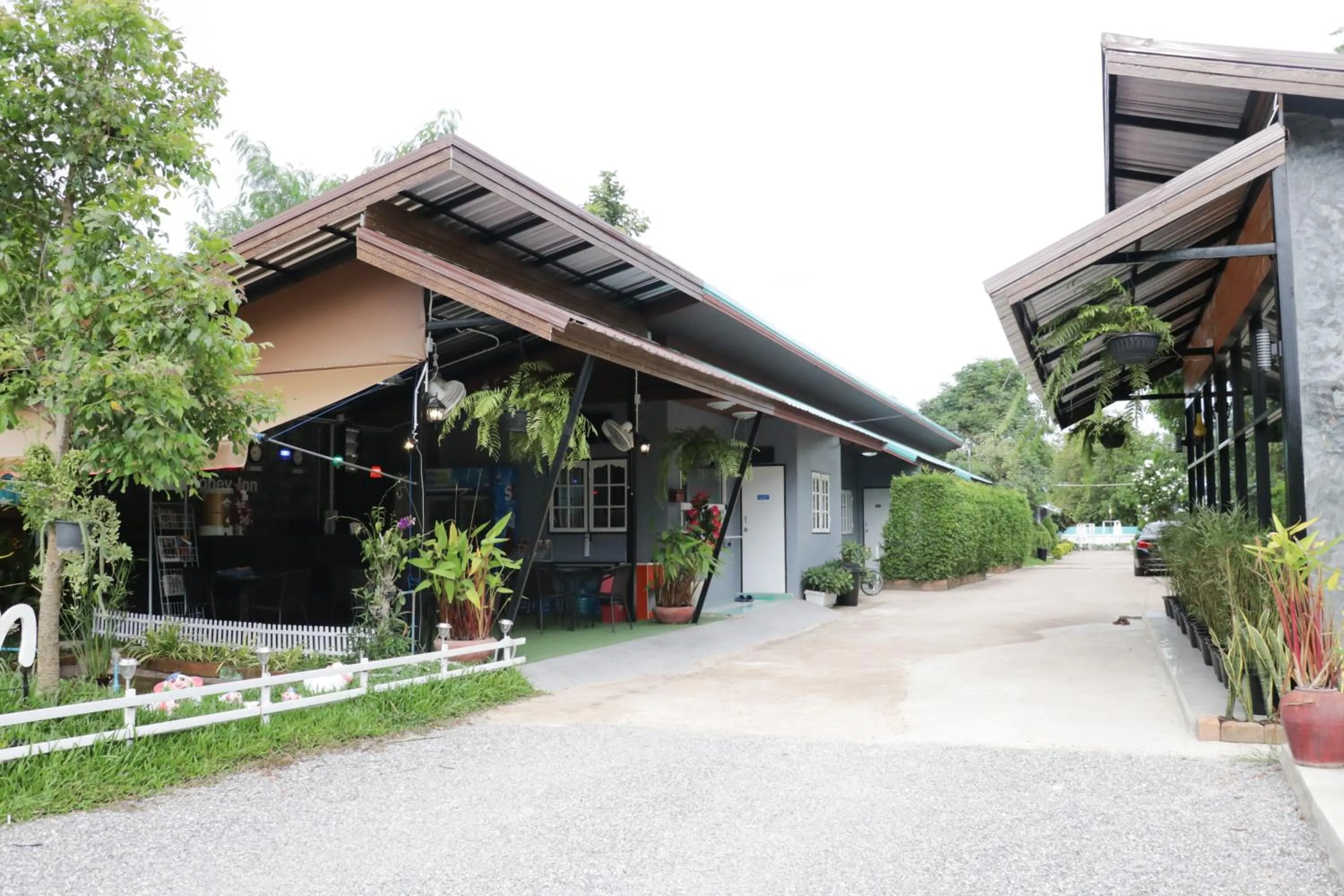 Property building in The Money Inn