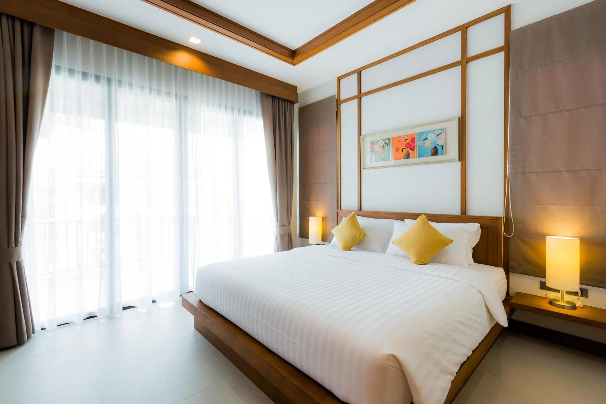 Shower, Bed in Villa Palavee (B1)