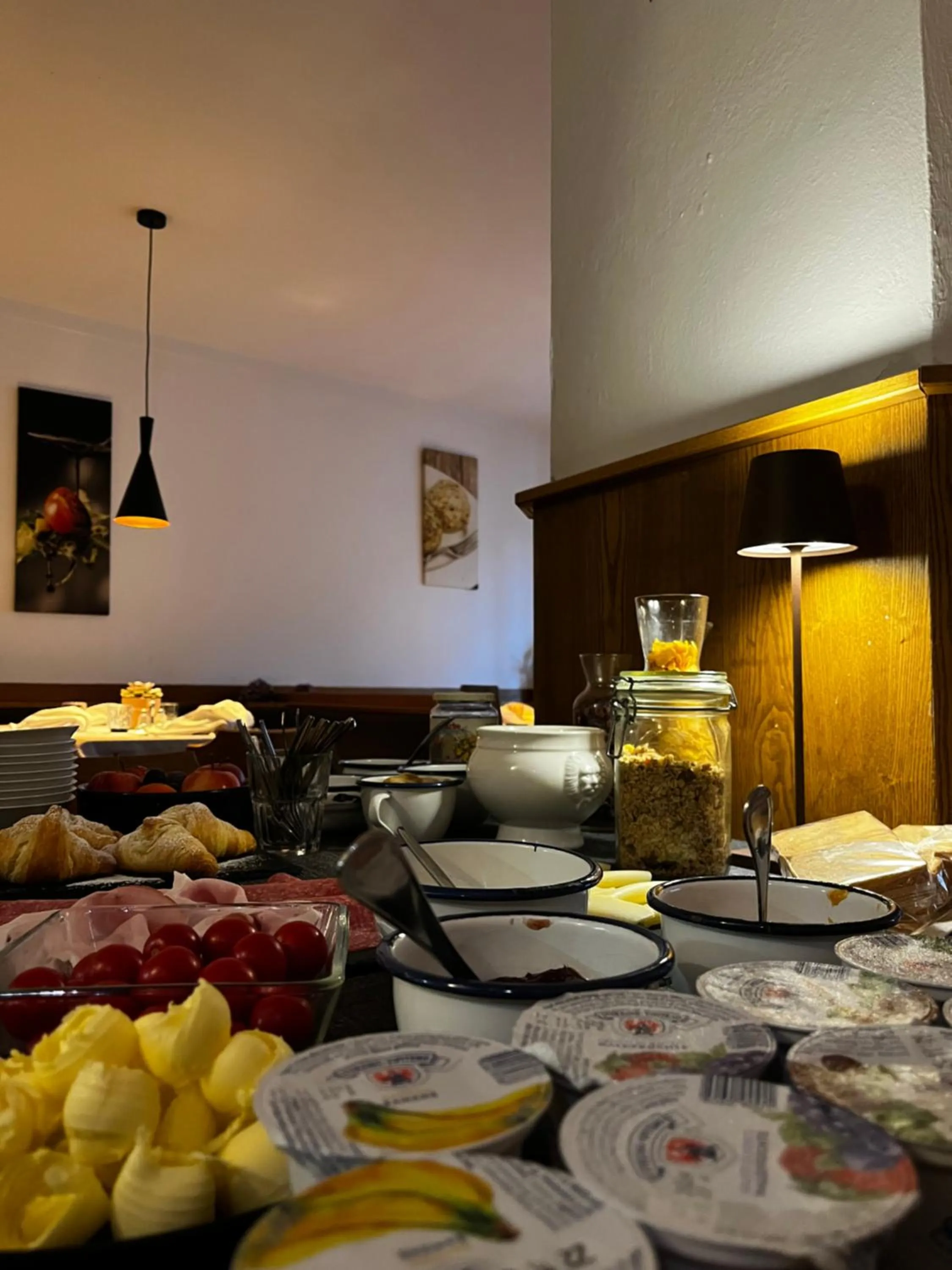 Buffet breakfast in Gasthof Sterzingerhof