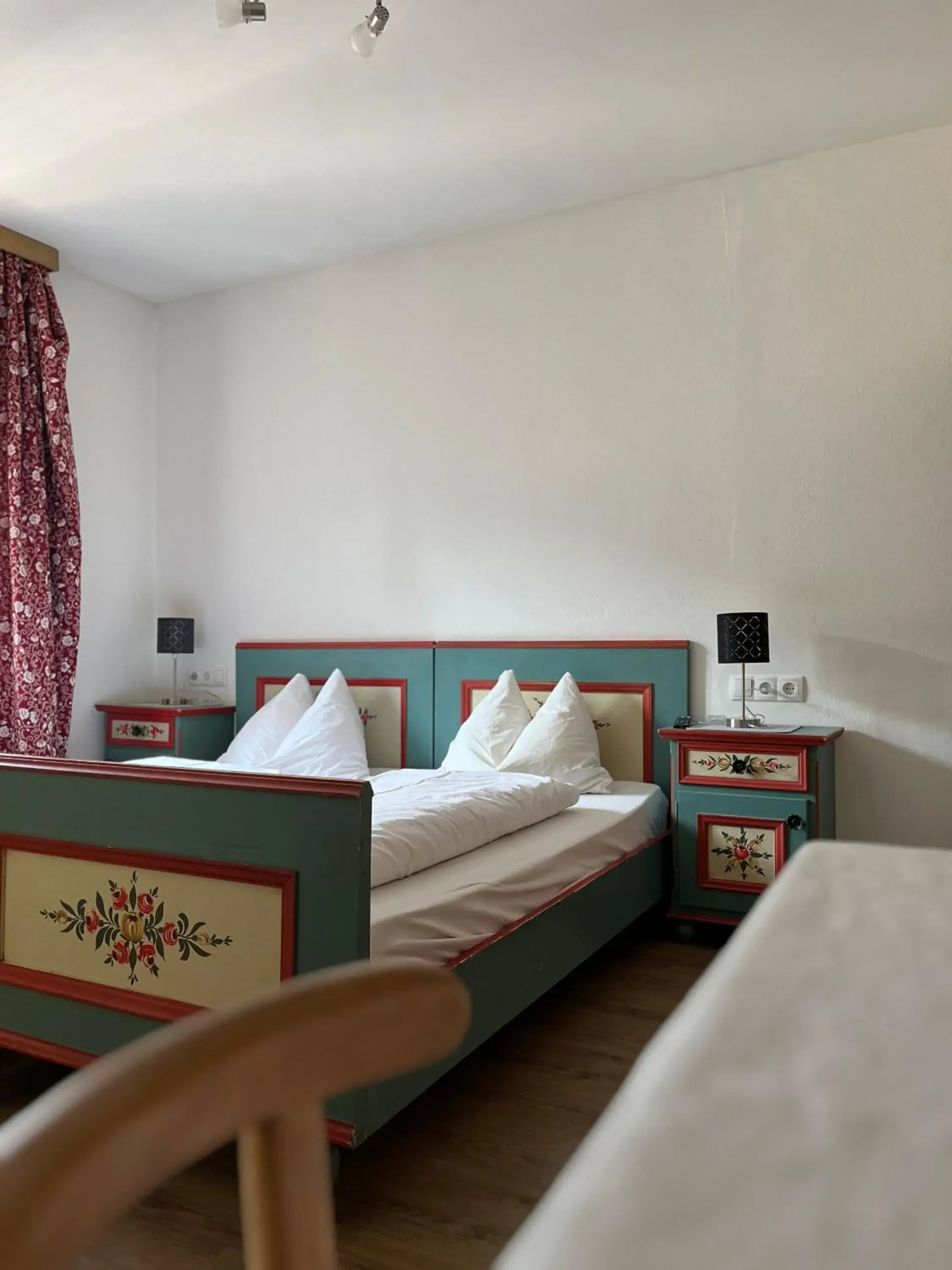 Family Room - single occupancy in Gasthof Sterzingerhof Family Room - single occupancy in Gasthof Sterzingerhof