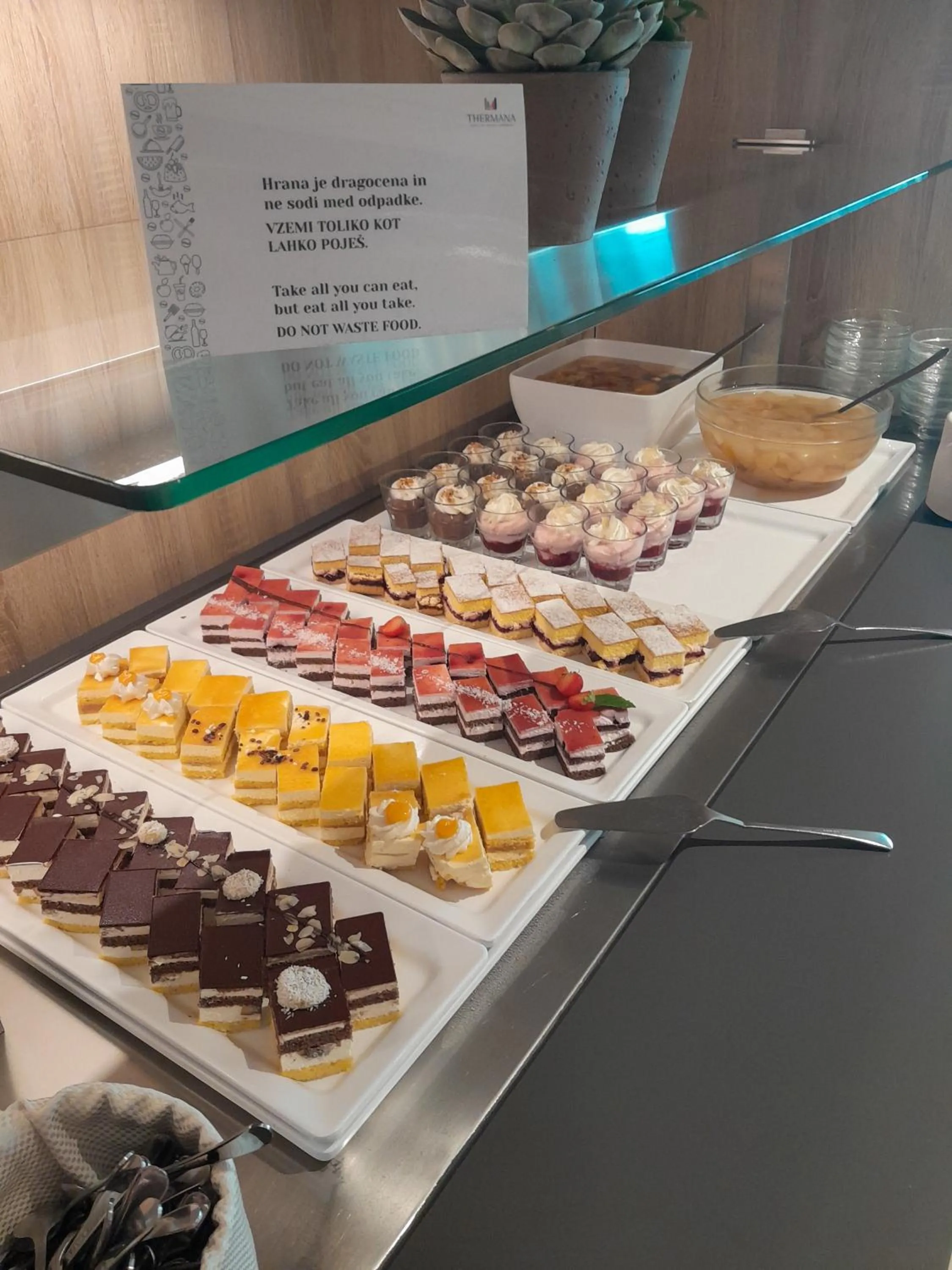 Restaurant/places to eat in Hotel Zdravilisce - Thermana Lasko