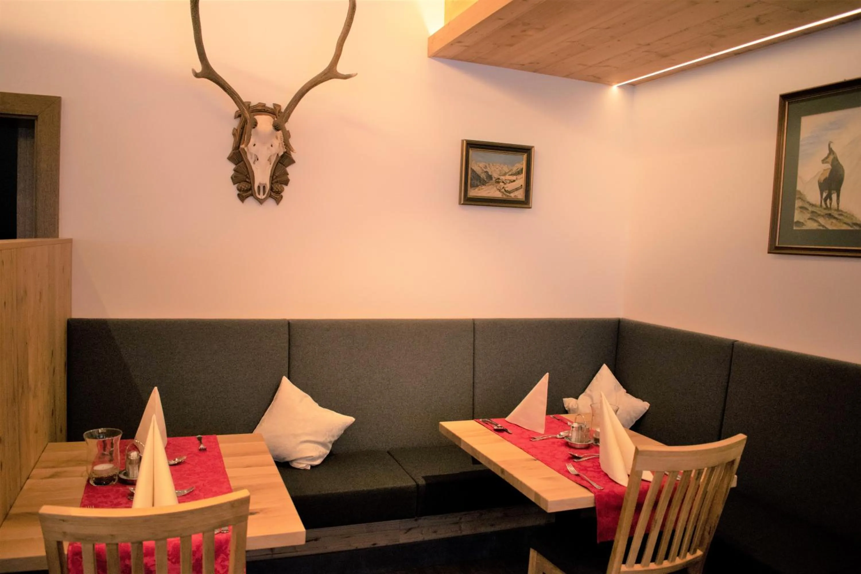 Restaurant/places to eat in Pension Winnebach