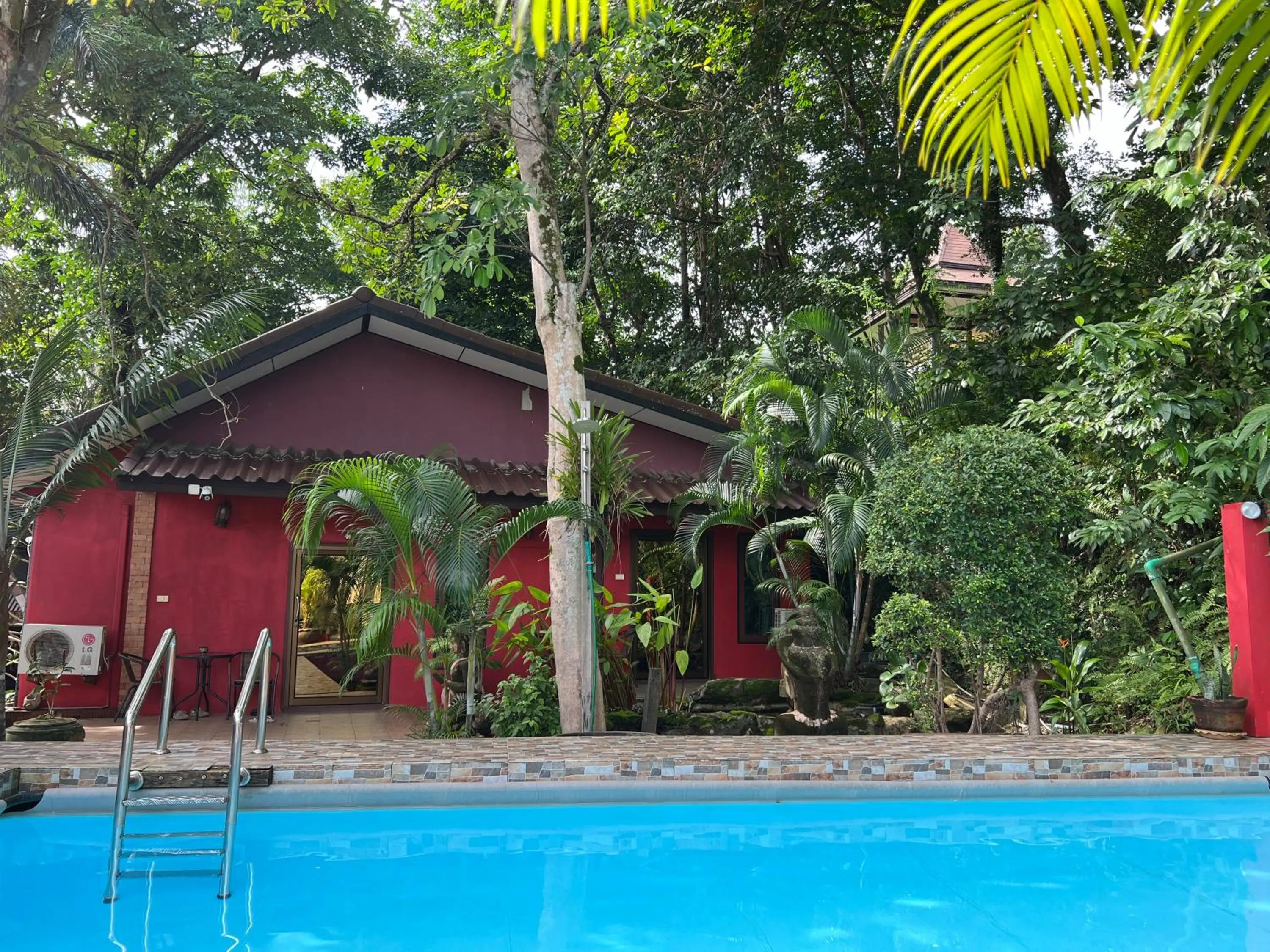 Property building in Baan Ton Rak Boutique Resort