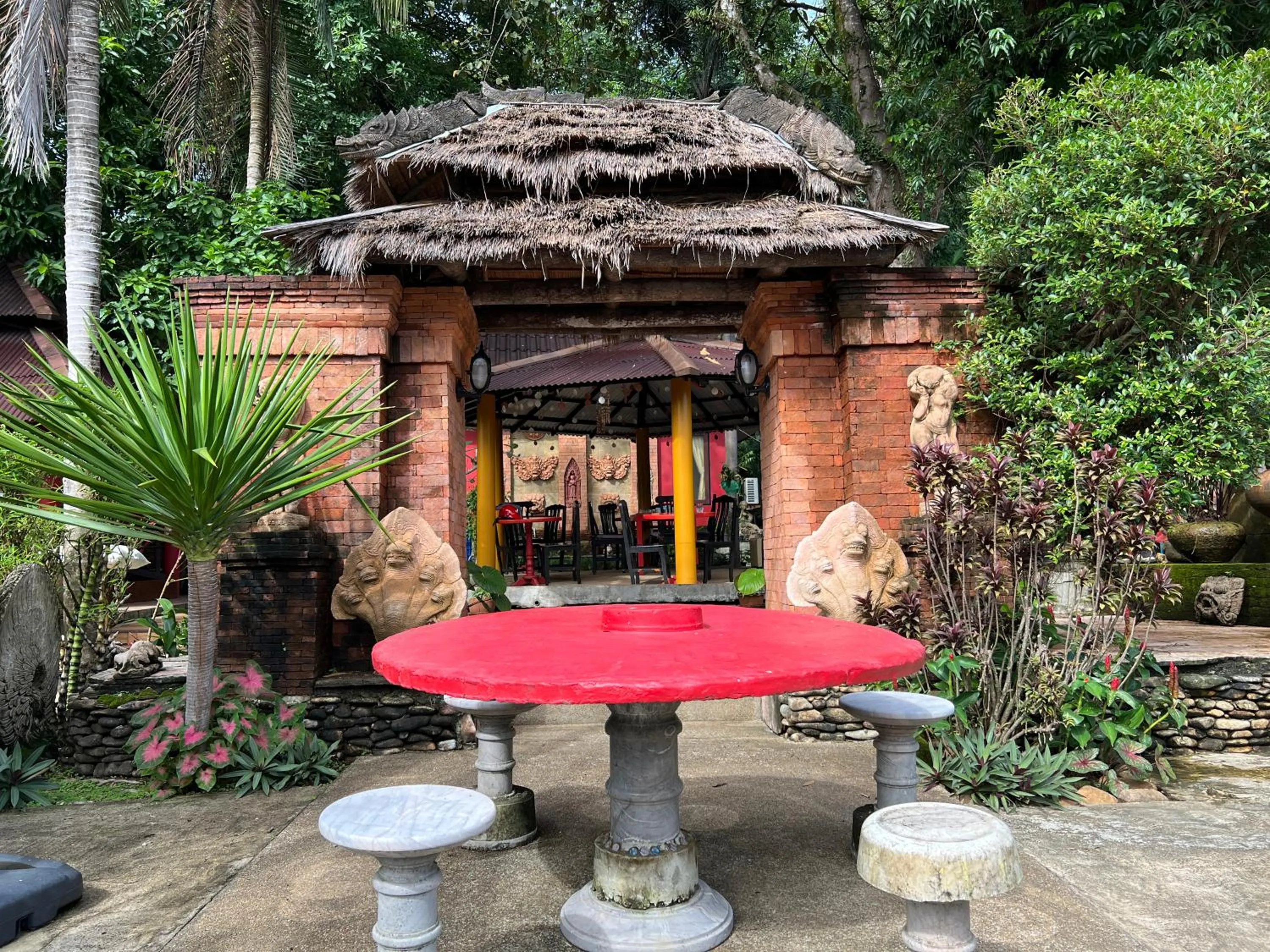 Patio in Baan Ton Rak Boutique Resort
