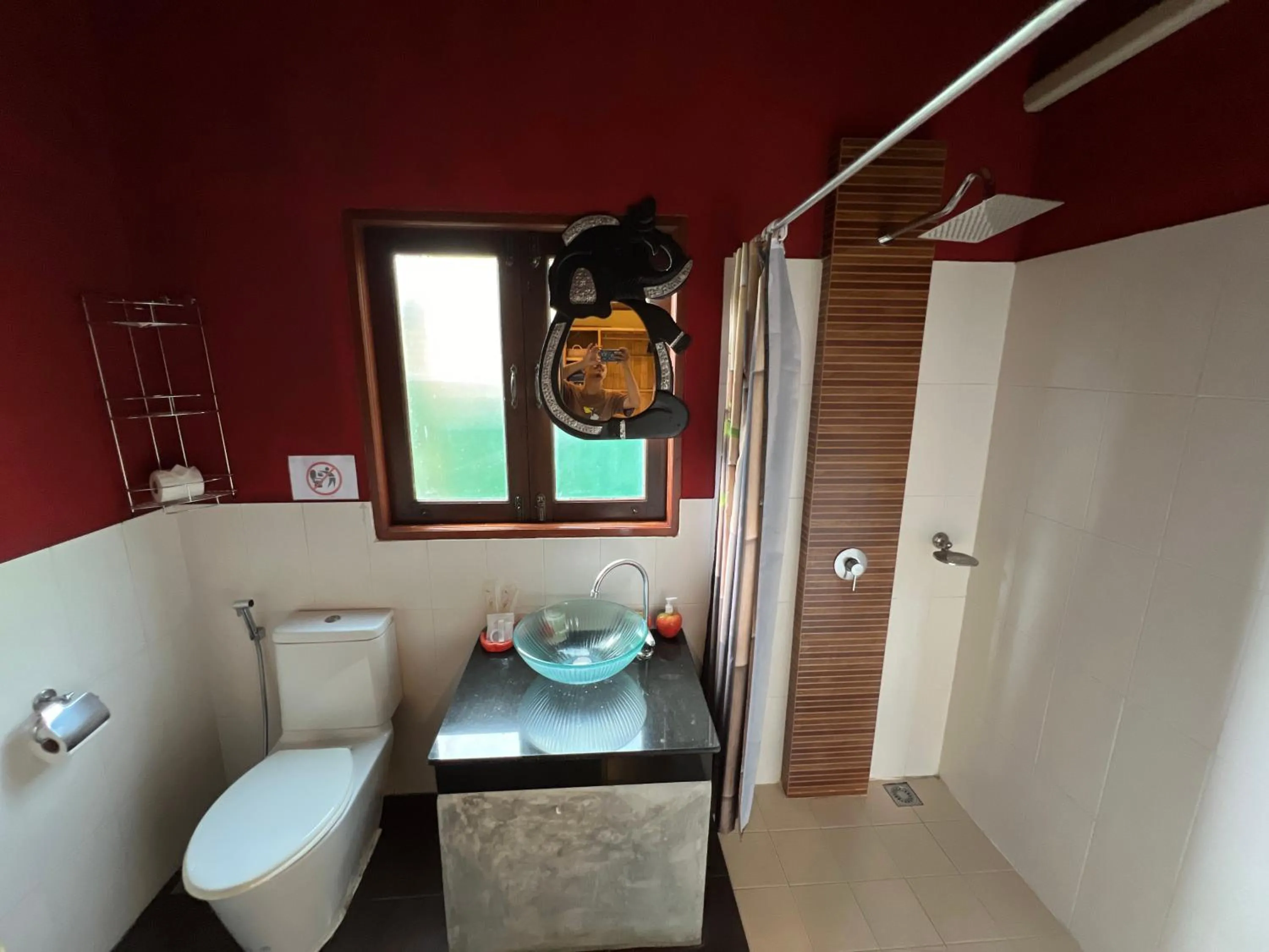 Shower in Baan Ton Rak Boutique Resort