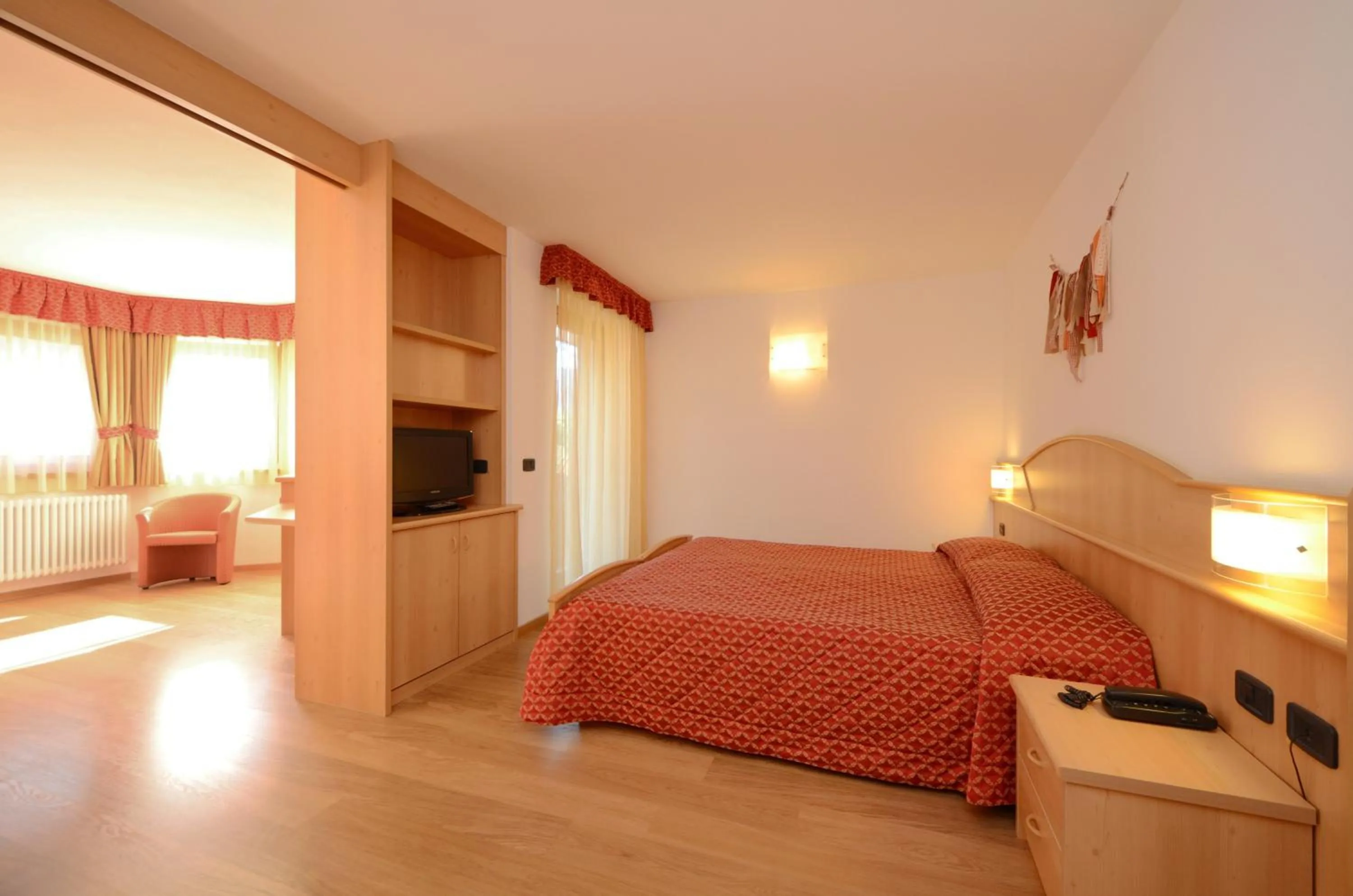 Bed in Hotel La Soldanella