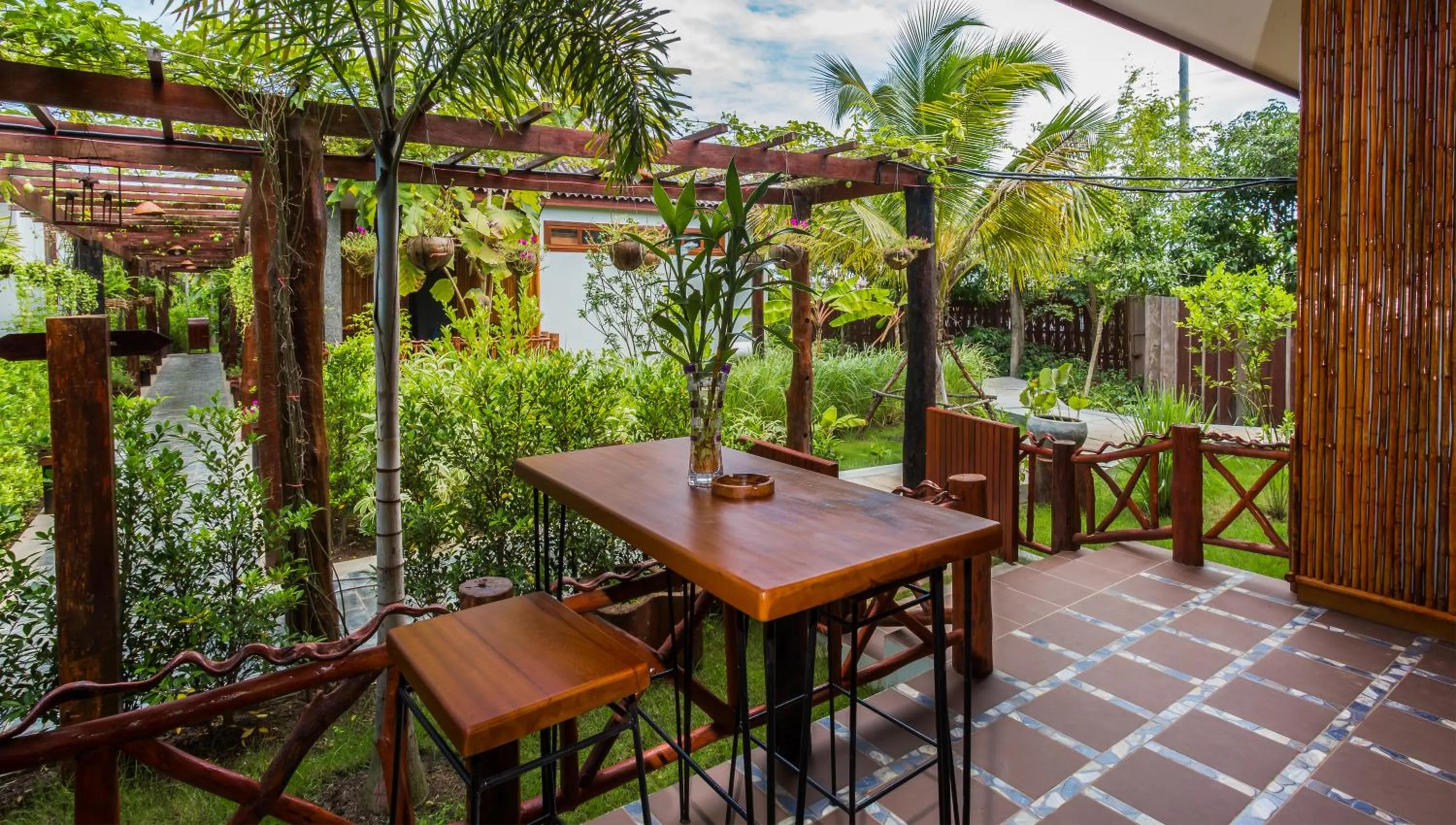 Patio in BB Angkor Green Resort