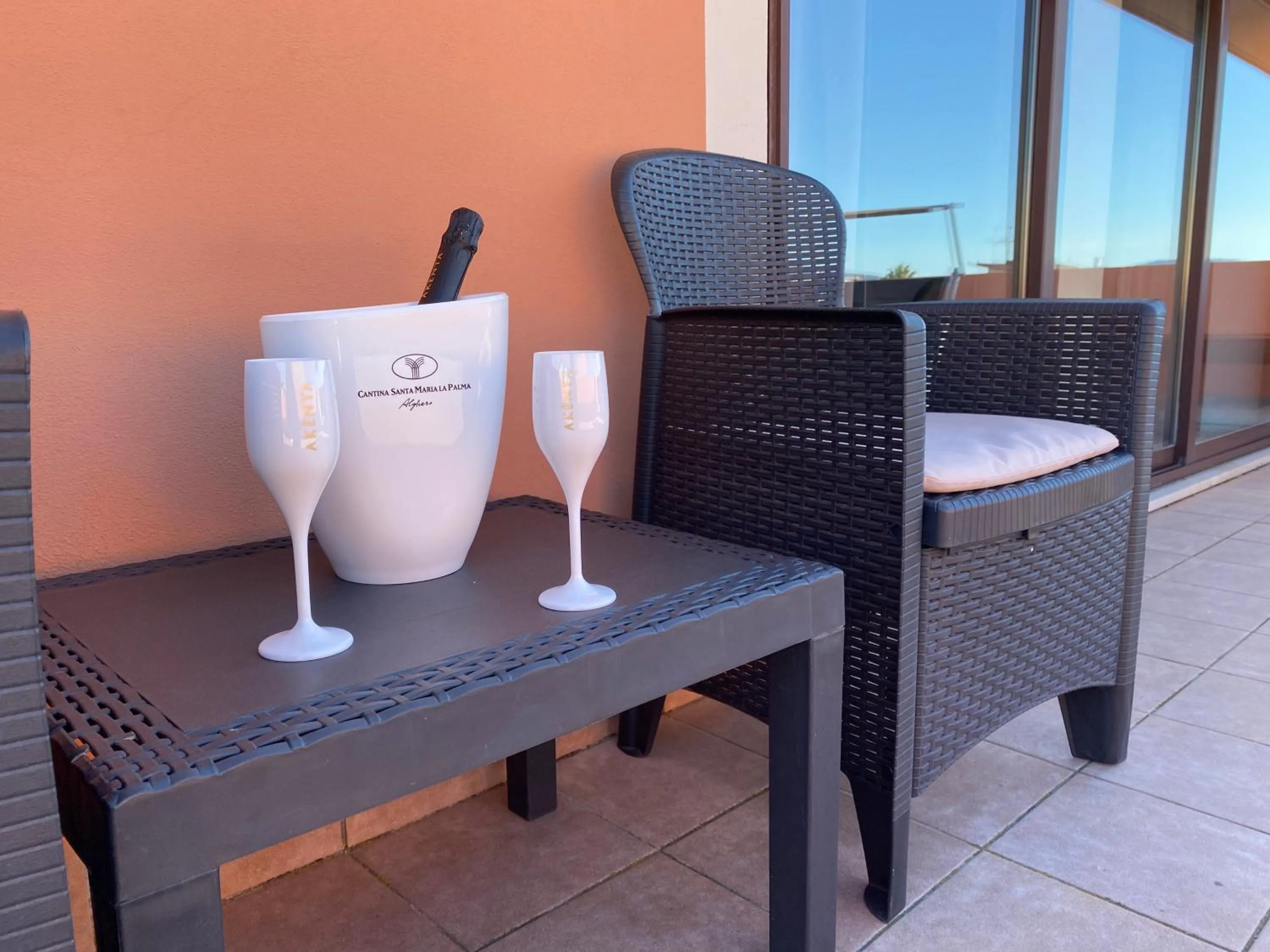 Drinks in Villa Marogna