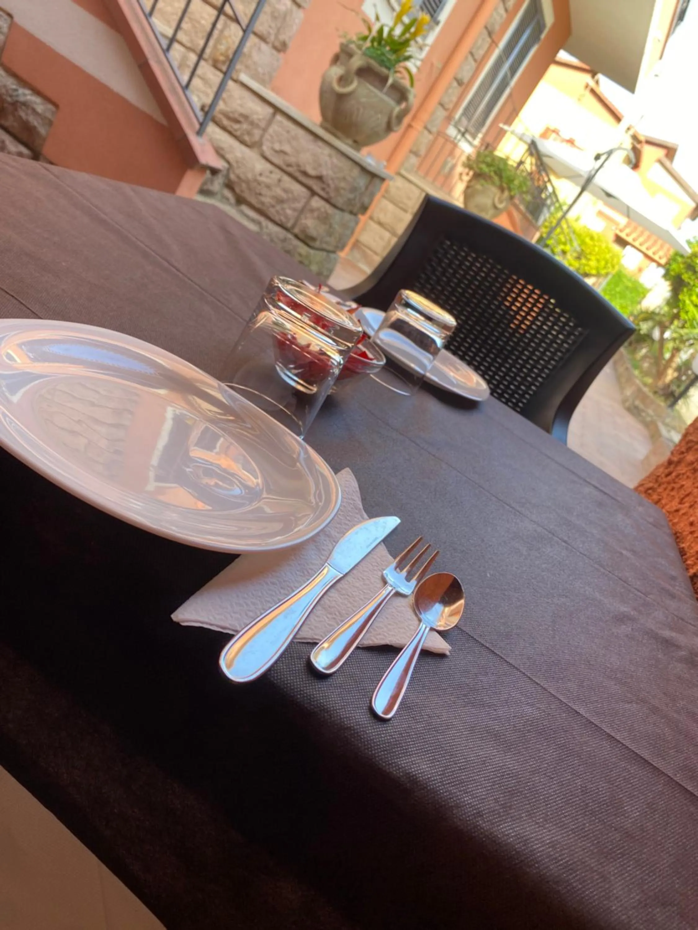 Dining area in Villa Marogna