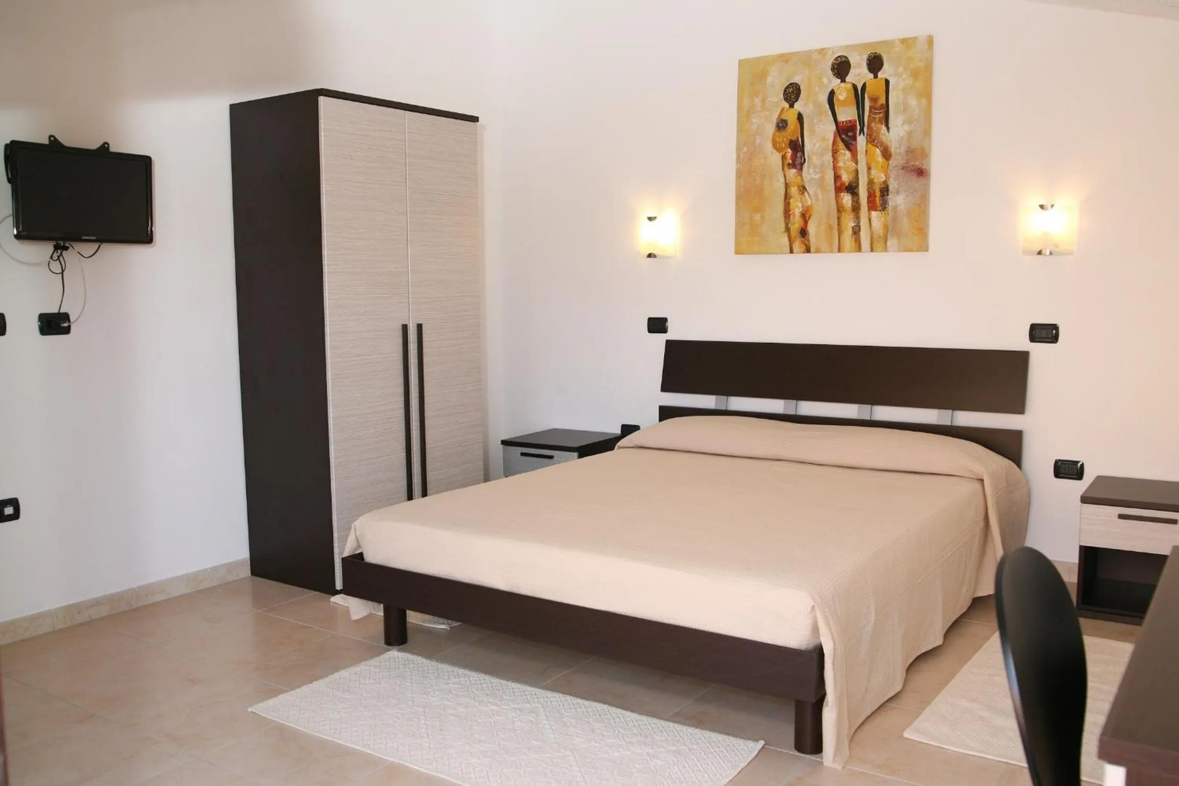 Photo of the whole room, Bed in Villa Marogna