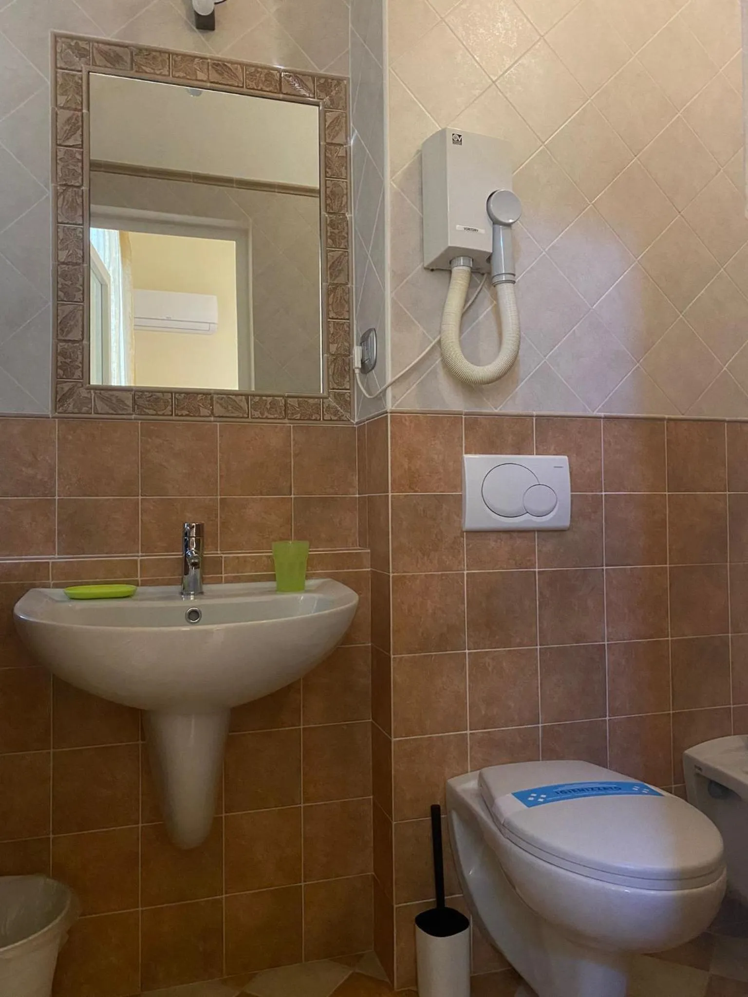 Bathroom in Hotel Virginia