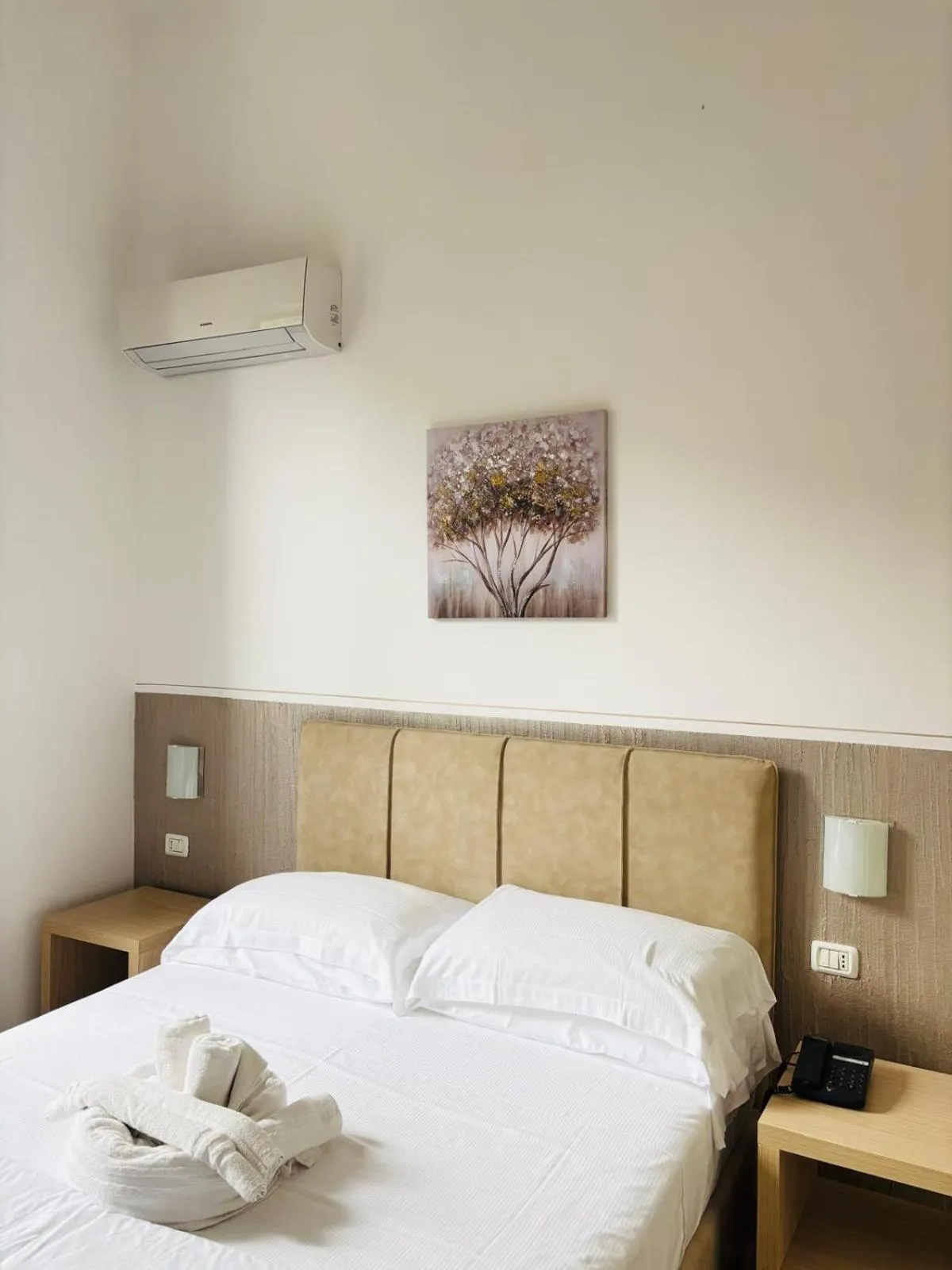 Bedroom in Hotel Virginia