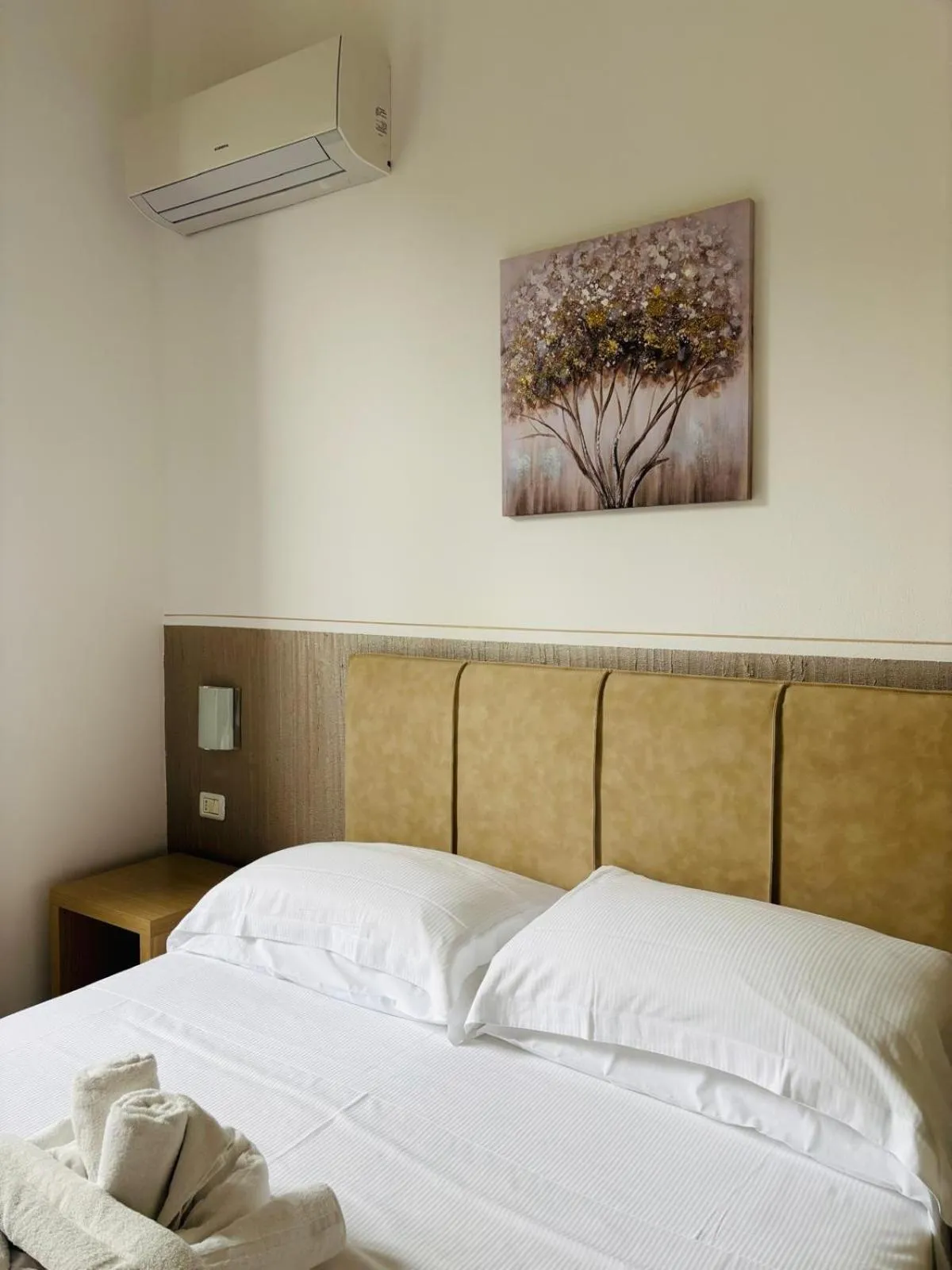 Bedroom in Hotel Virginia