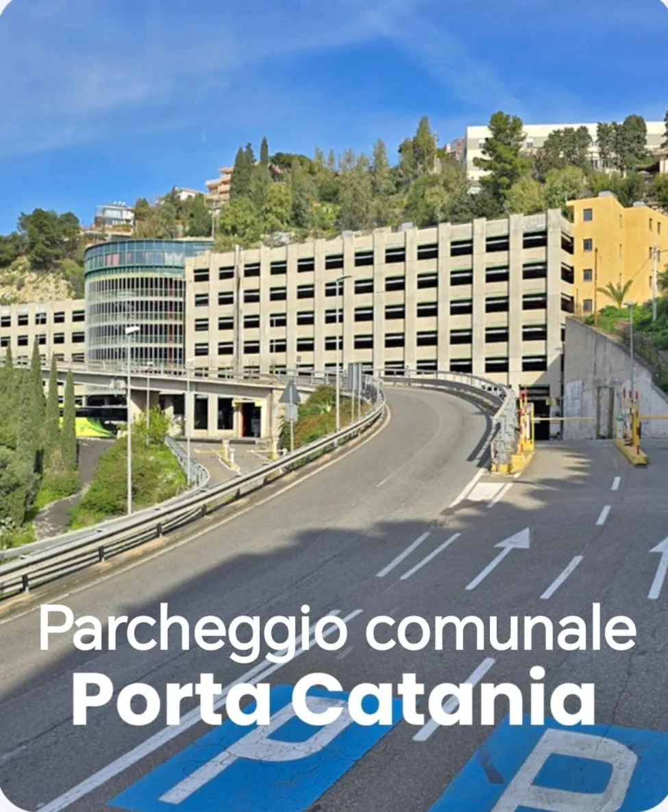 Parking in Morfeo B&B