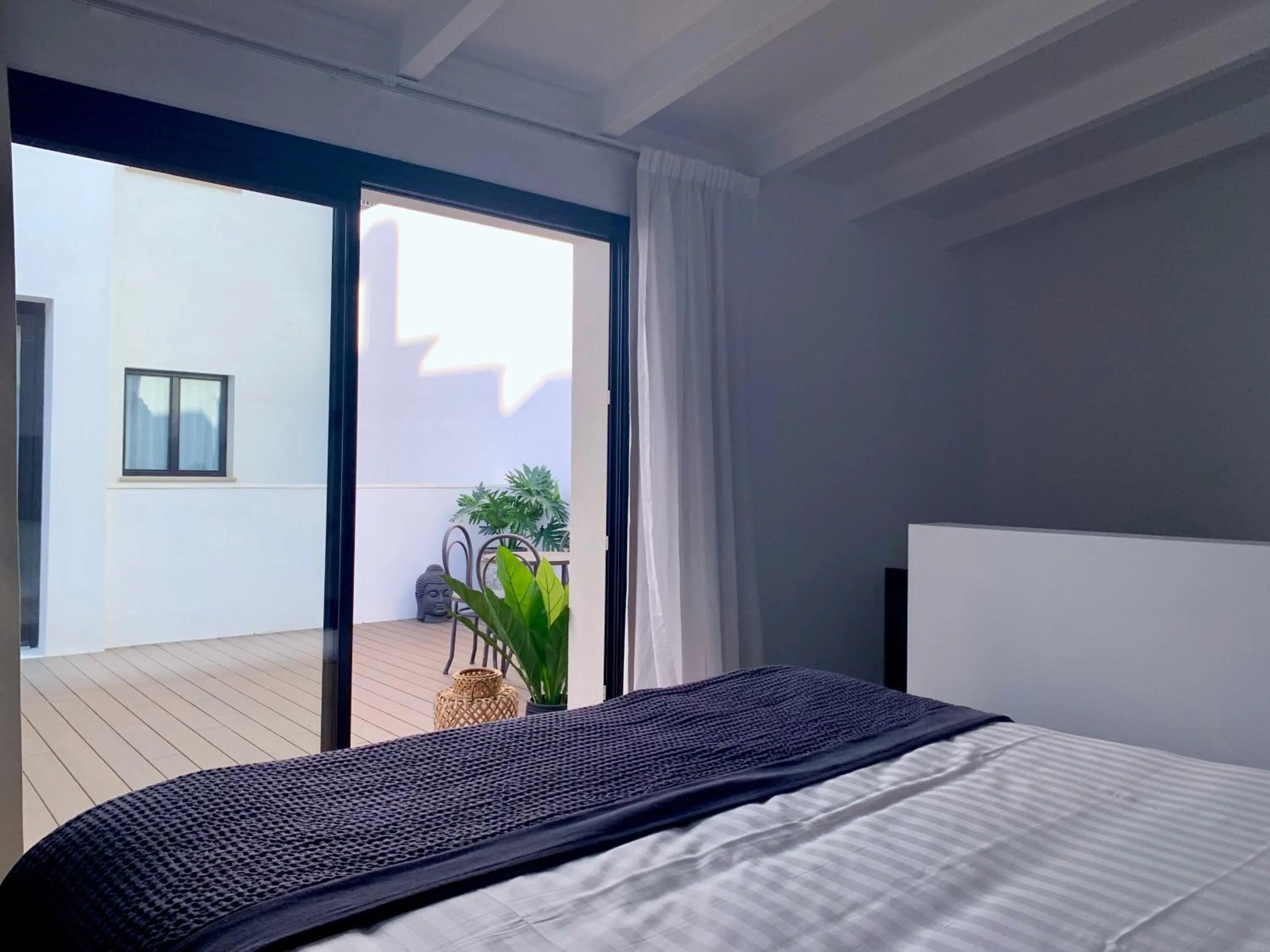 Bed in Terreno Suites