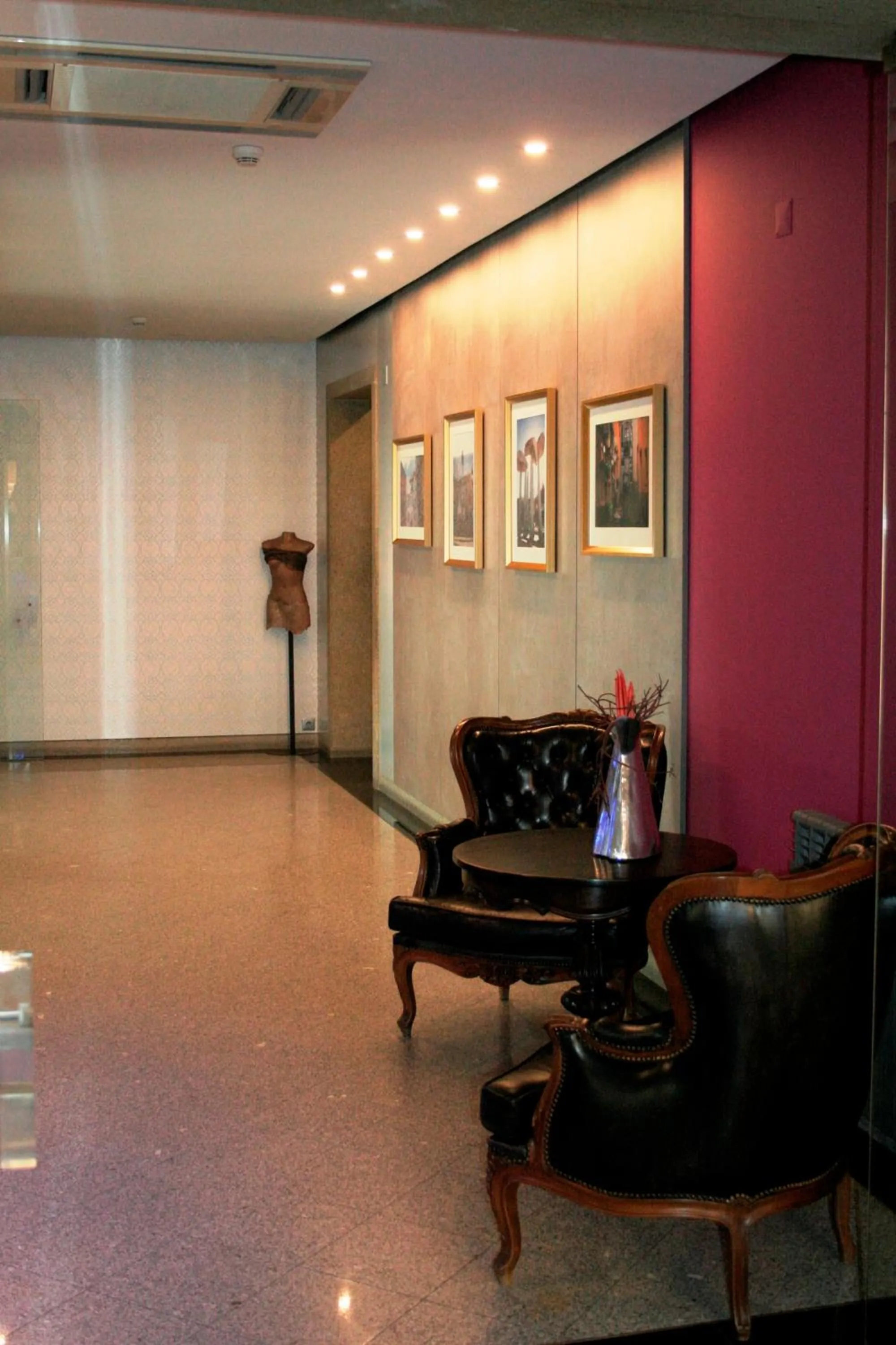 Lobby or reception in Hotel Samasa Fundao