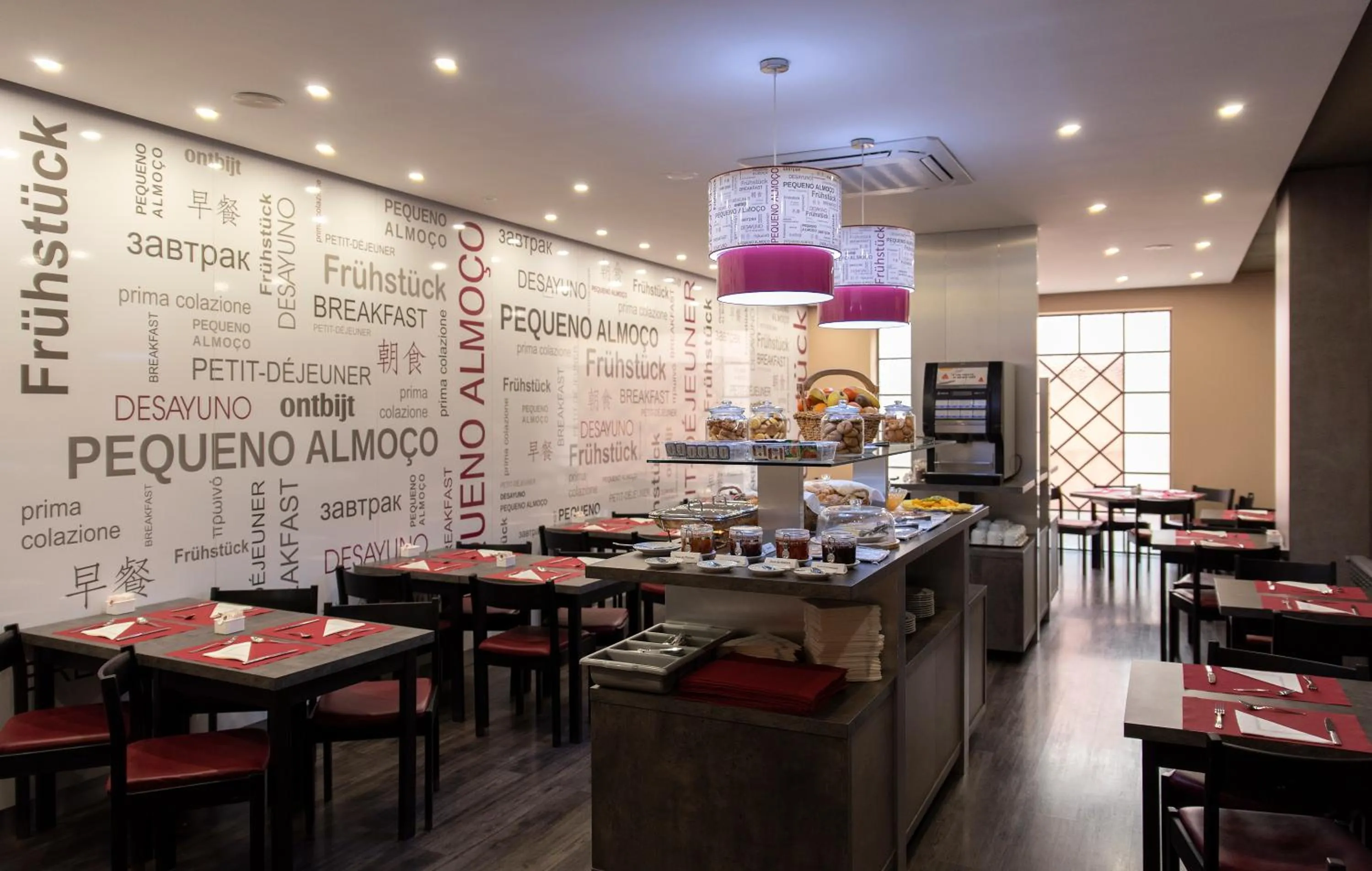 Food and drinks in Hotel Samasa Fundao