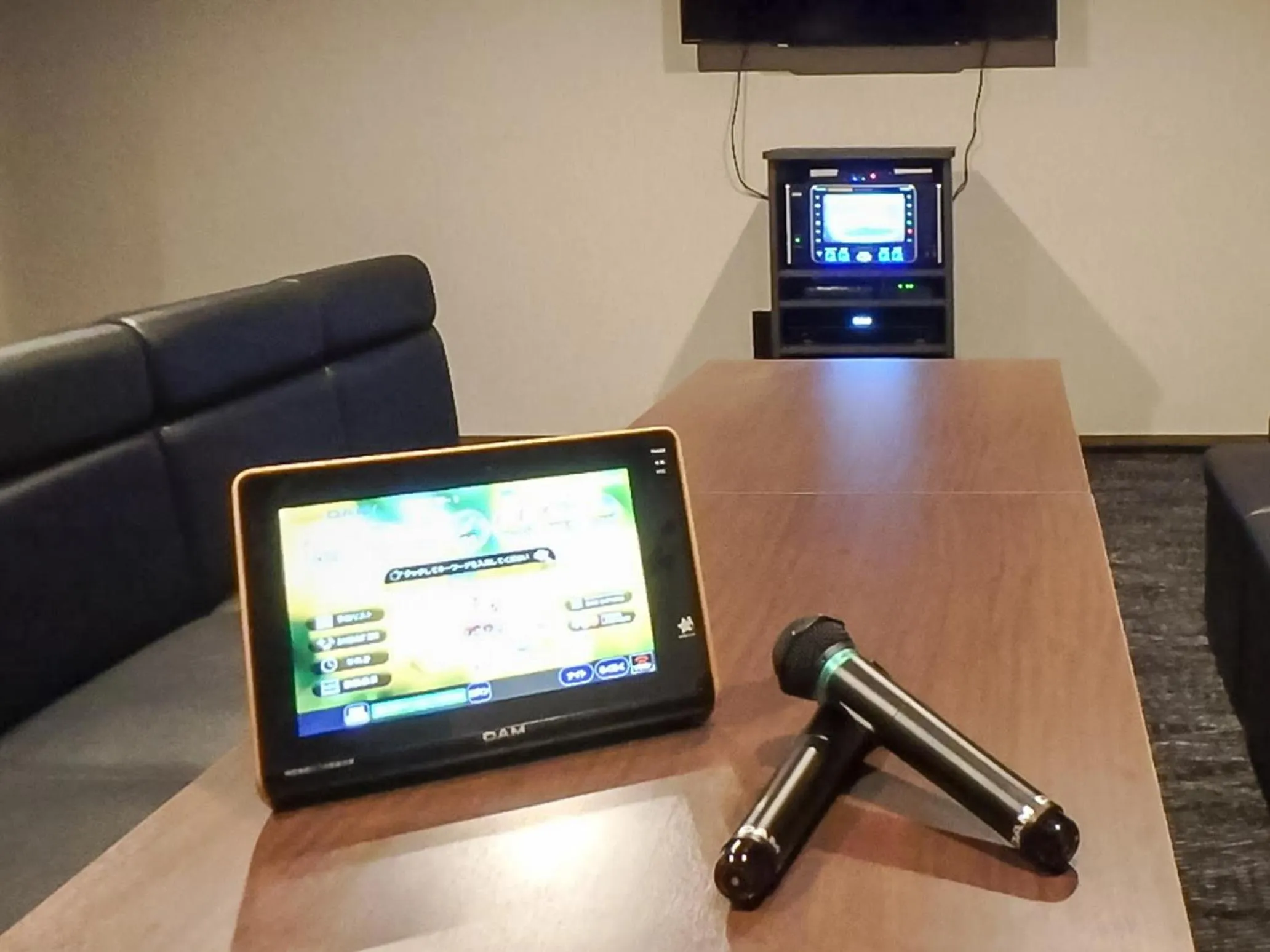 Karaoke in LiVEMAX RESORT Hakone Ashinoko