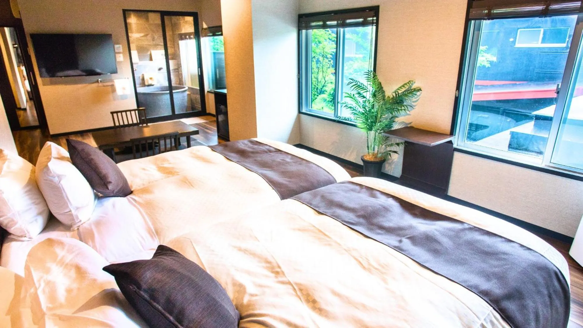 Bed in LiVEMAX RESORT Hakone Ashinoko