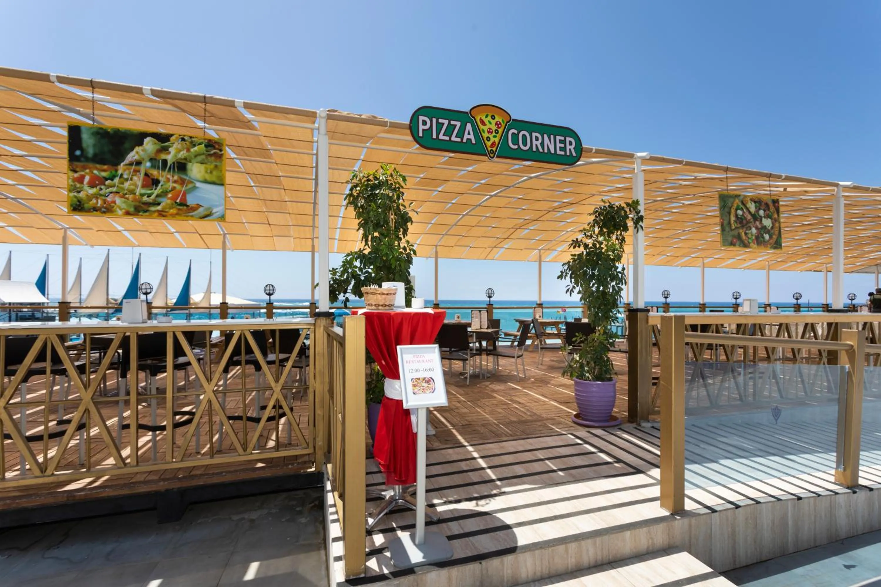 Lunch in Orange County Alanya