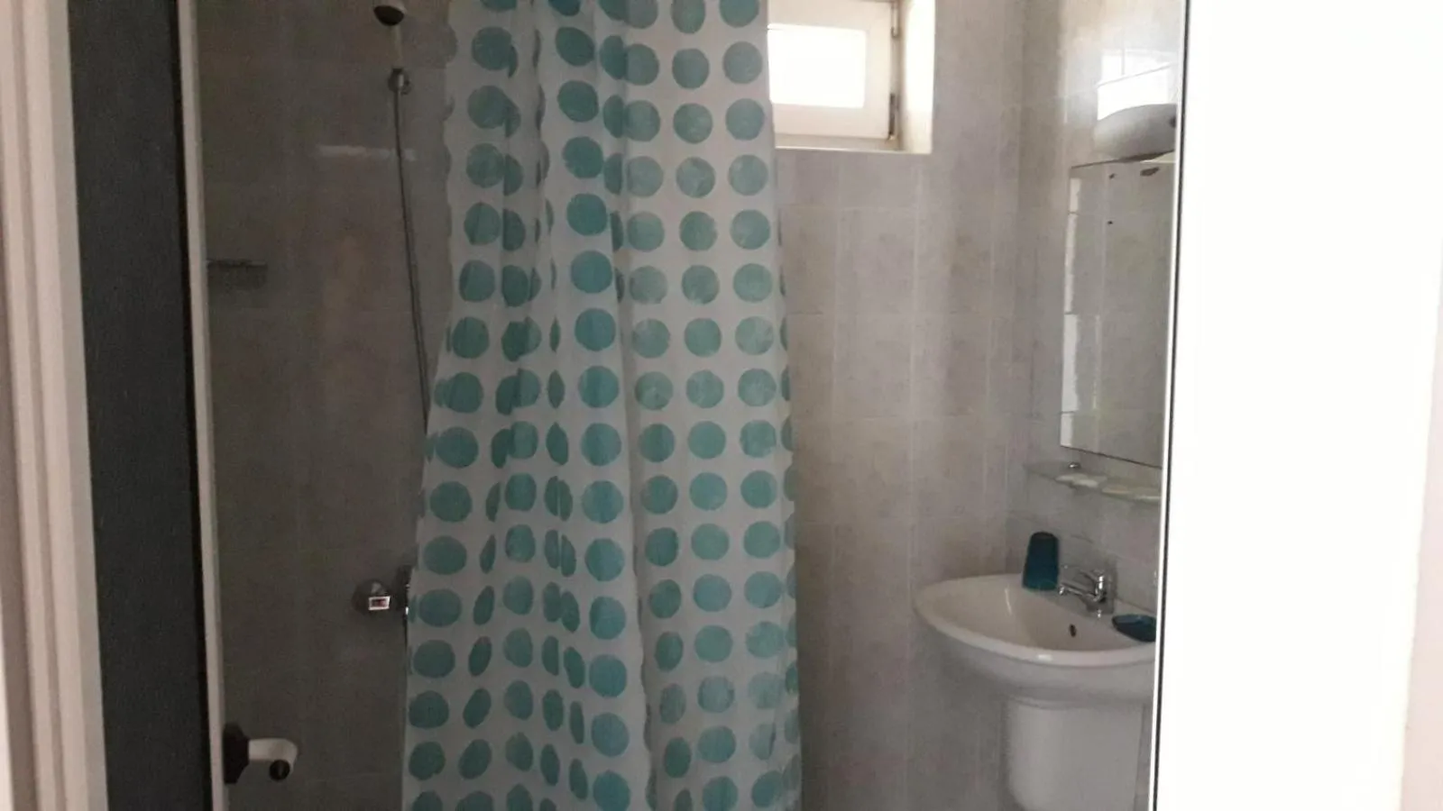 Bathroom in Hotel Lozite