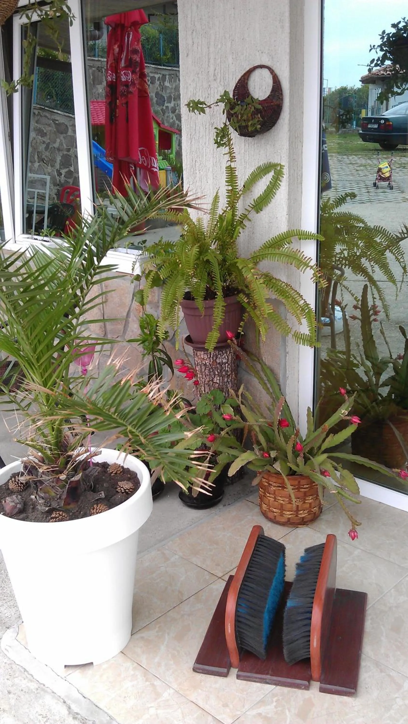 Facade/entrance in Hotel Lozite