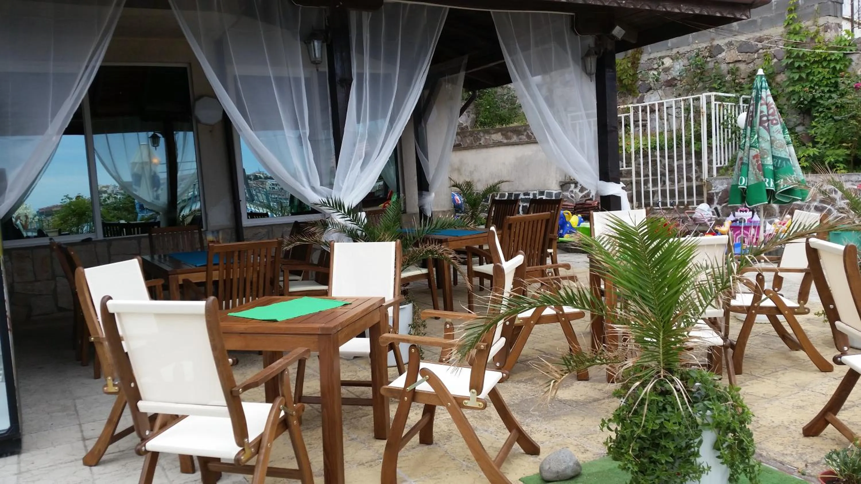 Patio in Hotel Lozite