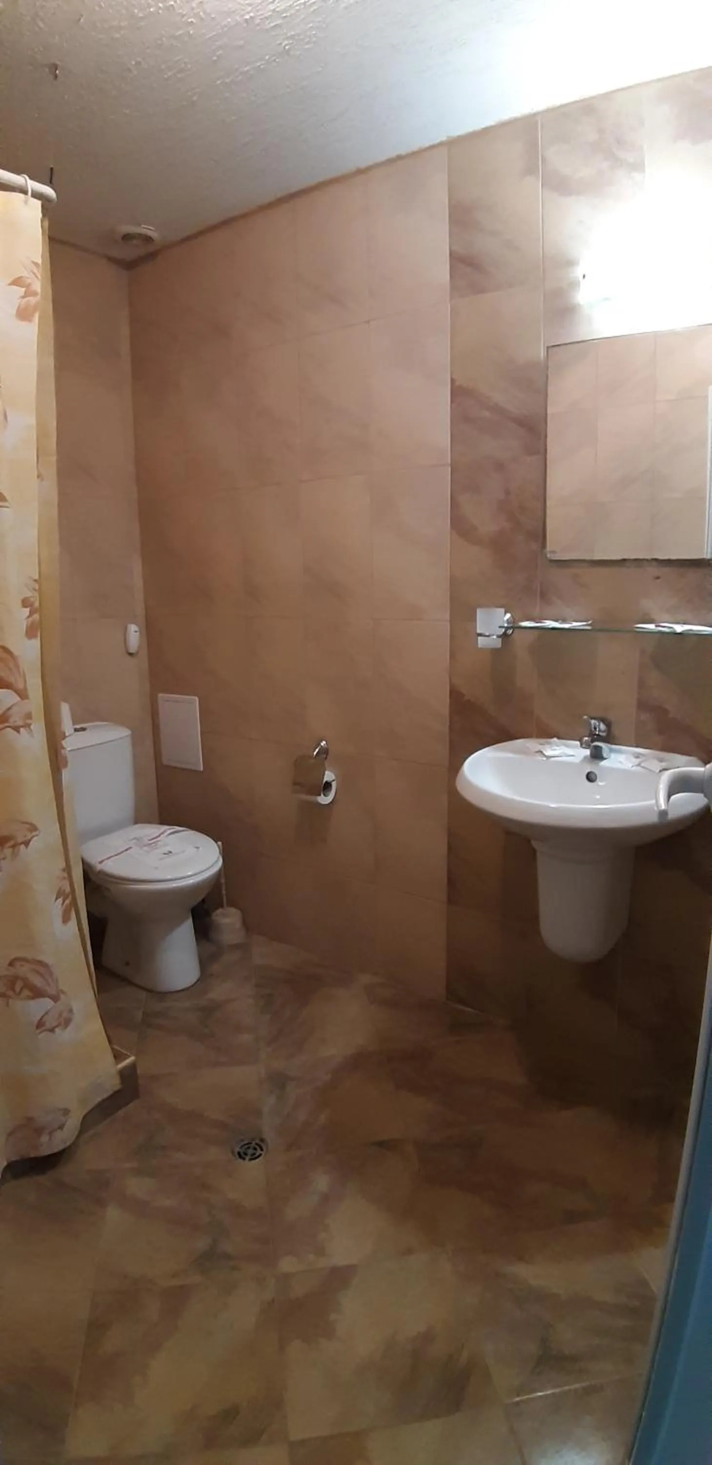 Bathroom in Hotel Lozite