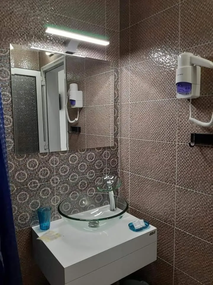 Bathroom in Hotel Lozite