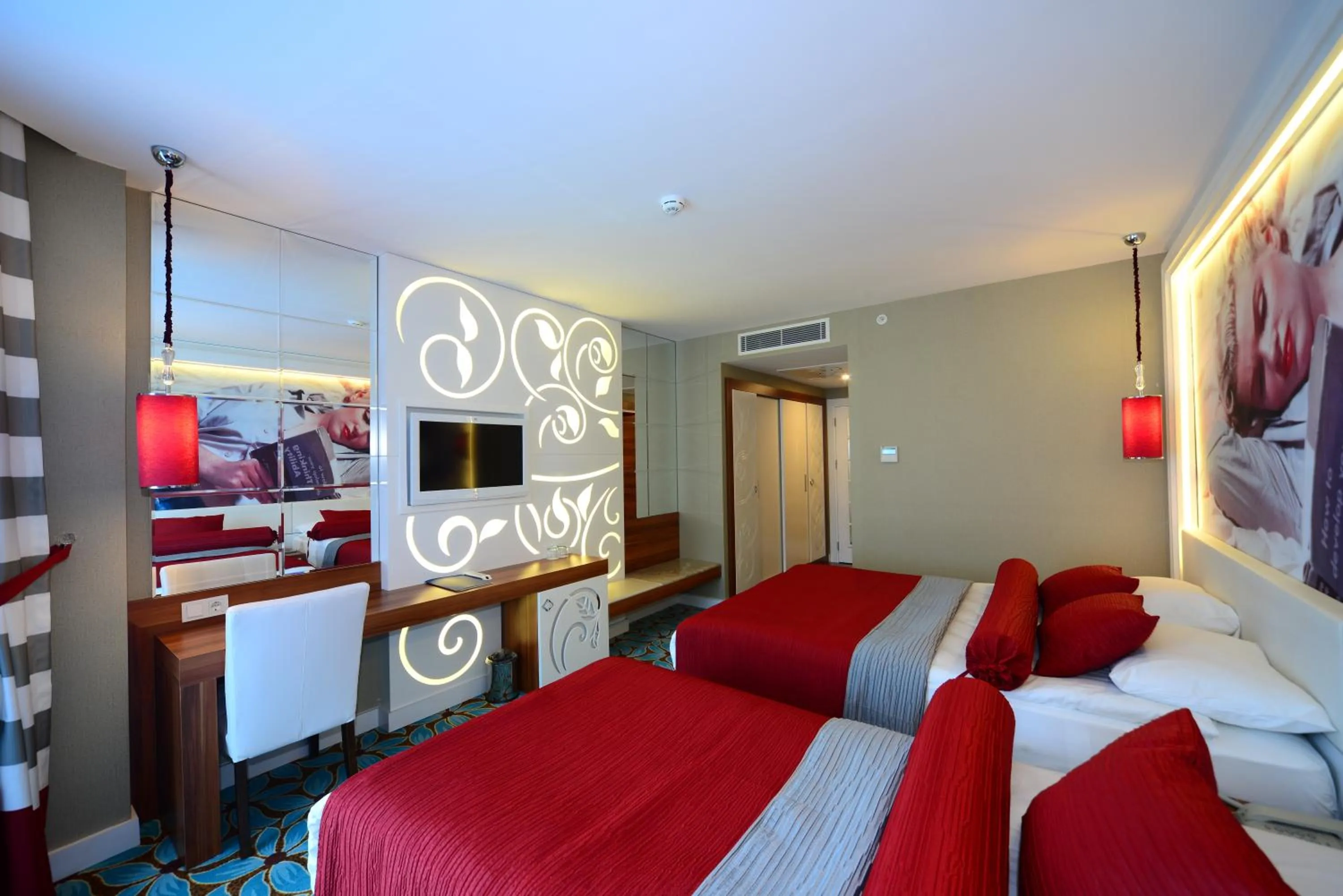 Bedroom, Bed in Vikingen Infinity Resort & Spa