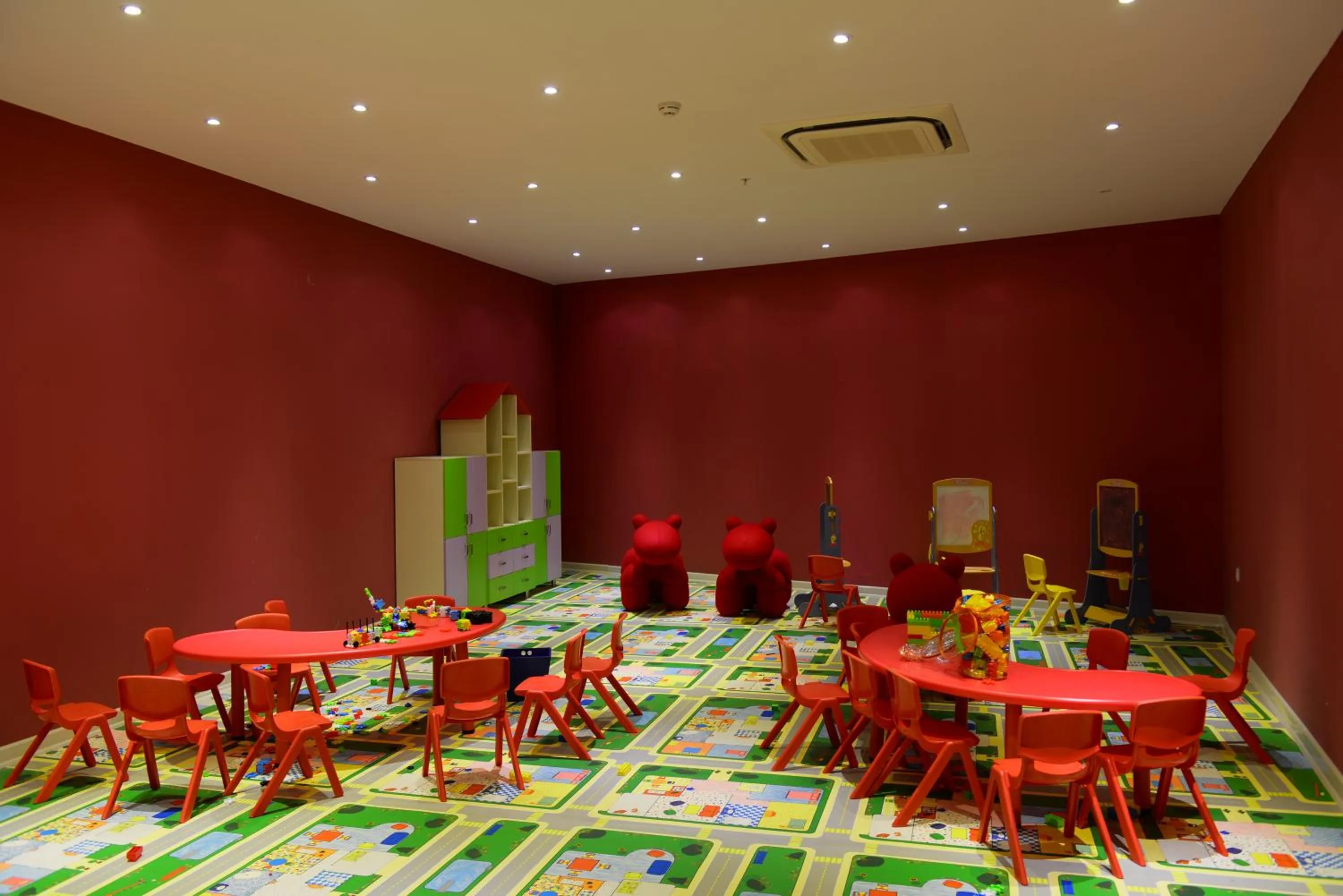 Children play ground in Vikingen Infinity Resort & Spa