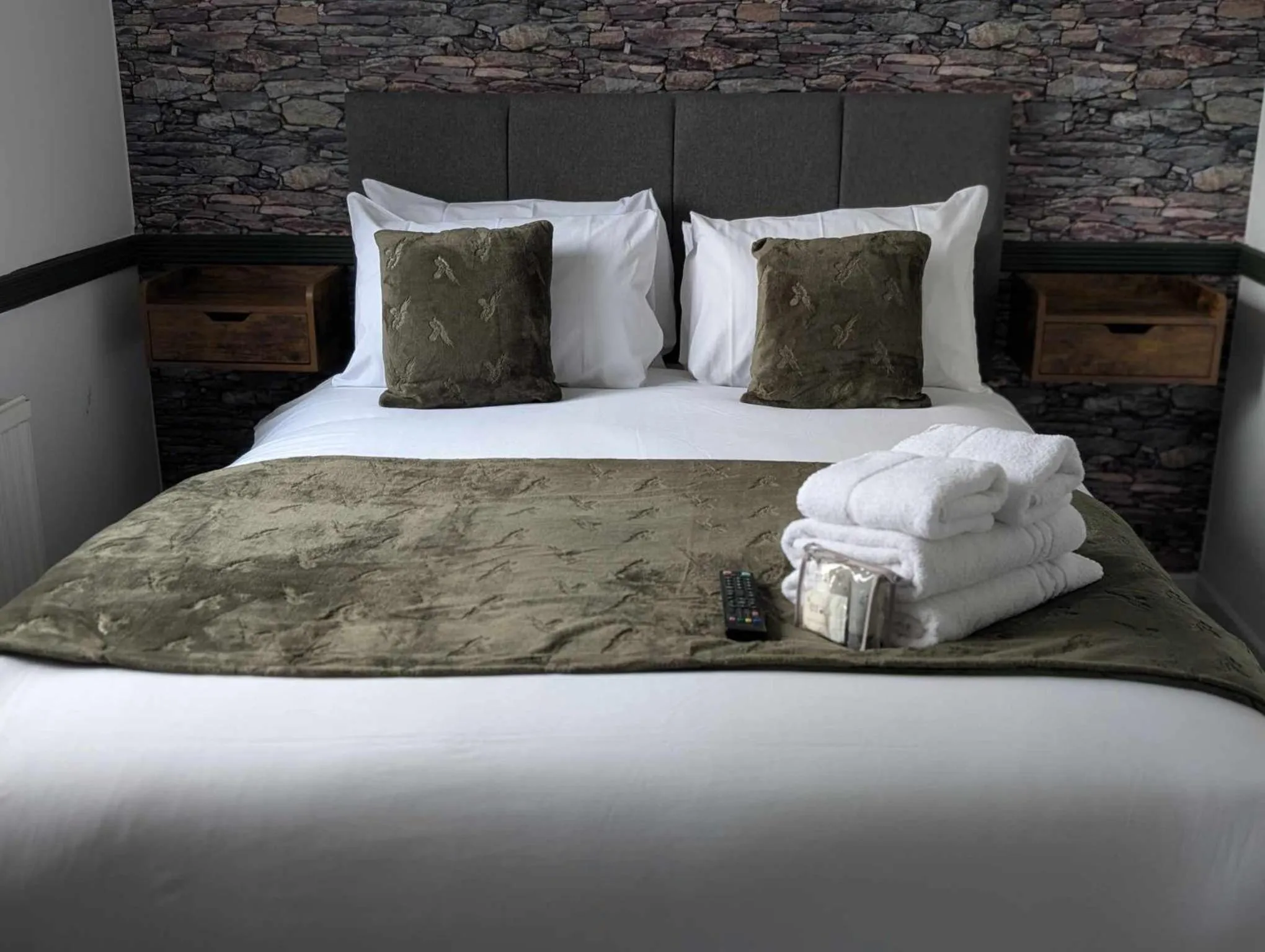 Bed in Gilpin Bridge Inn