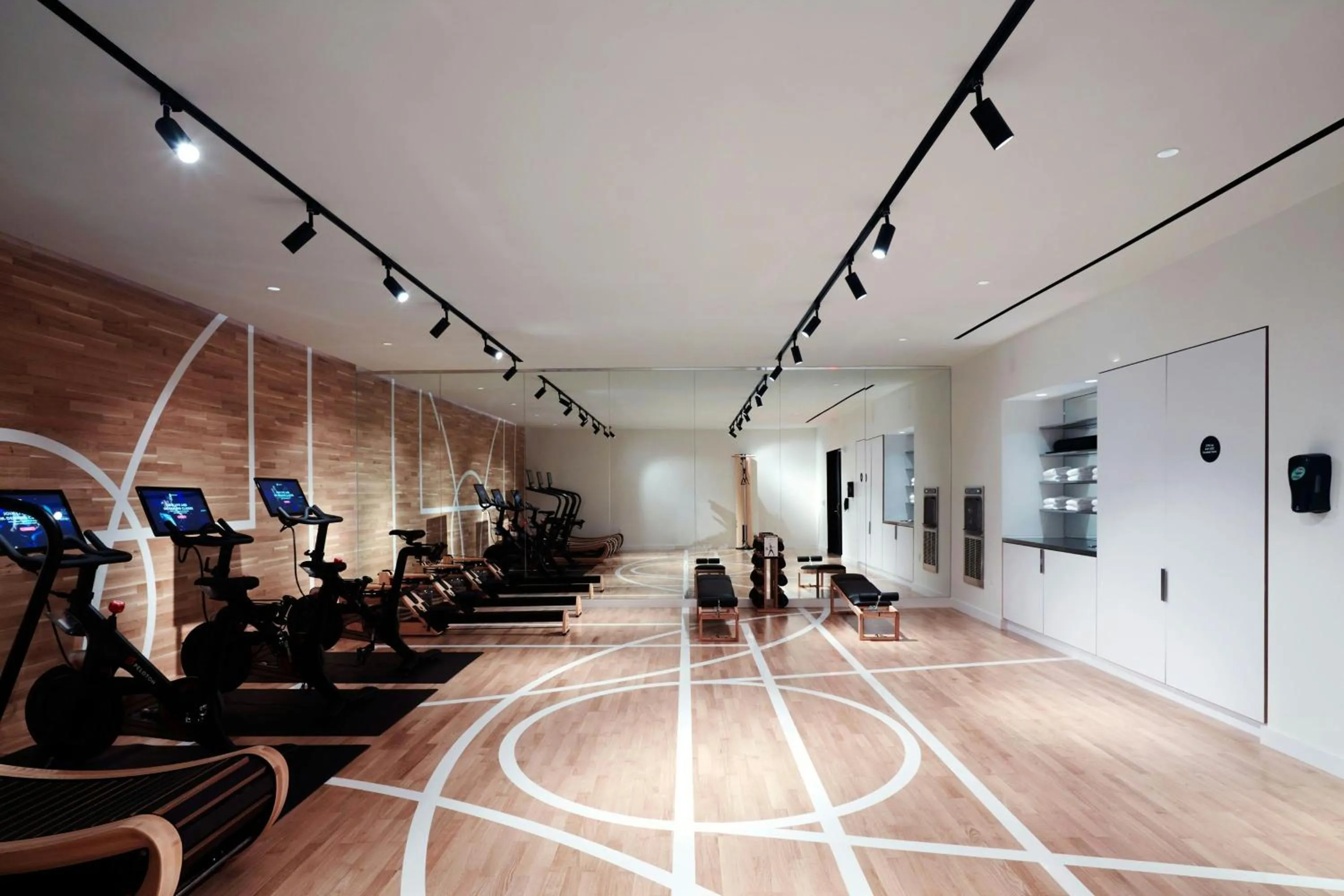Fitness centre/facilities in citizenM Seattle South Lake