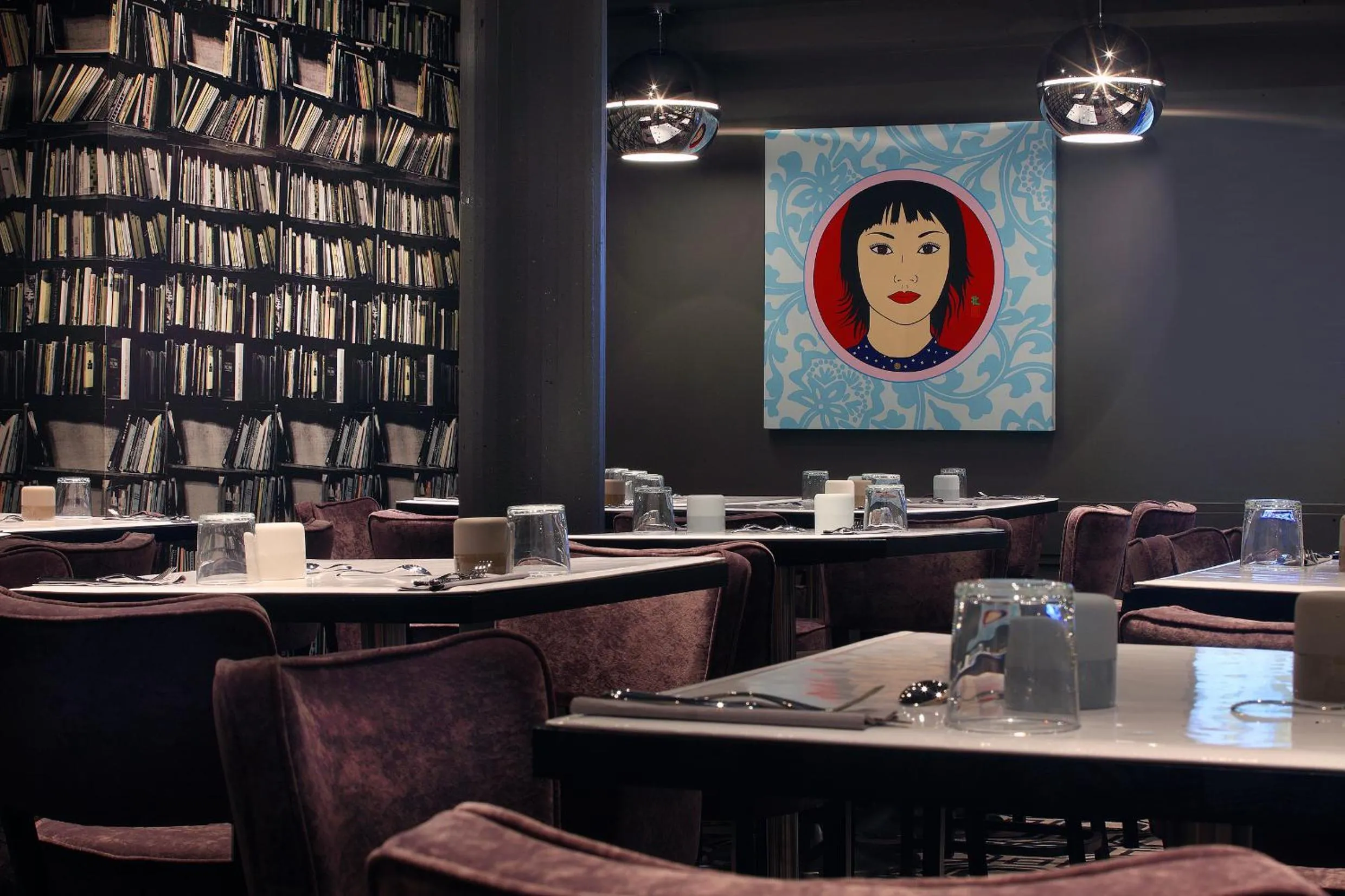 Restaurant/places to eat in Hotel le Cinq Hyper - Centre