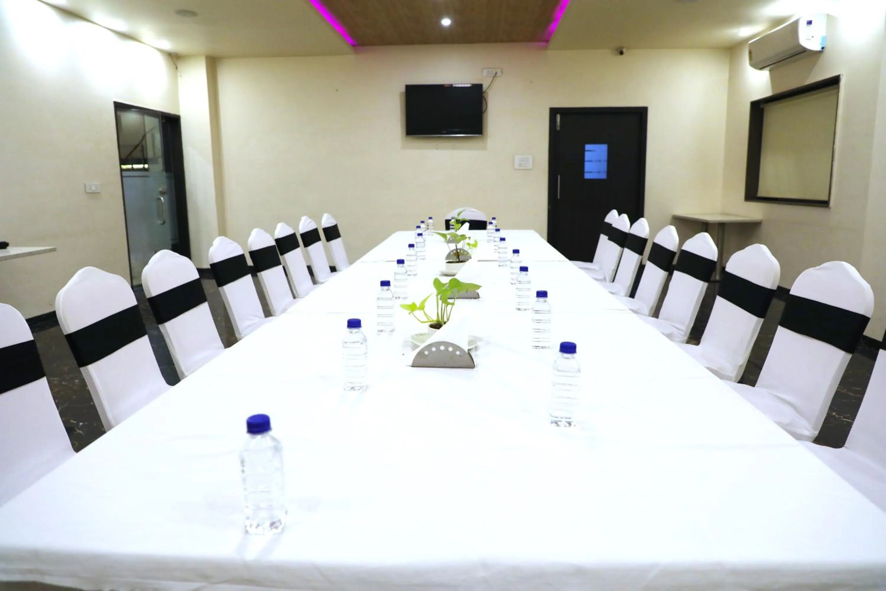 Banquet/Function facilities in The Fern Residency Parbhani