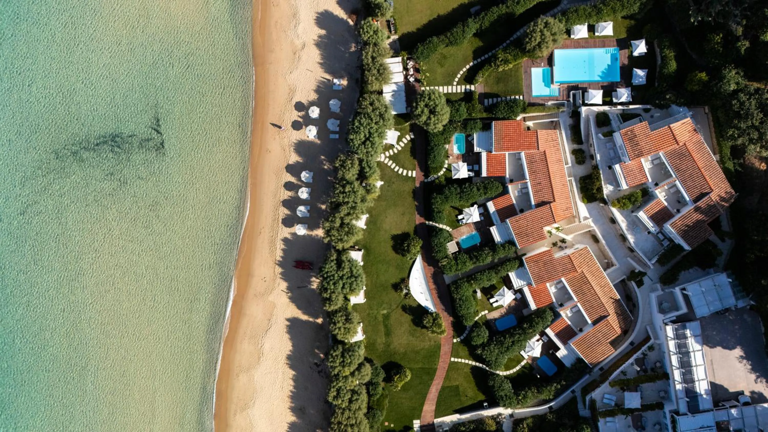 Property building in Baia Bianca Suites