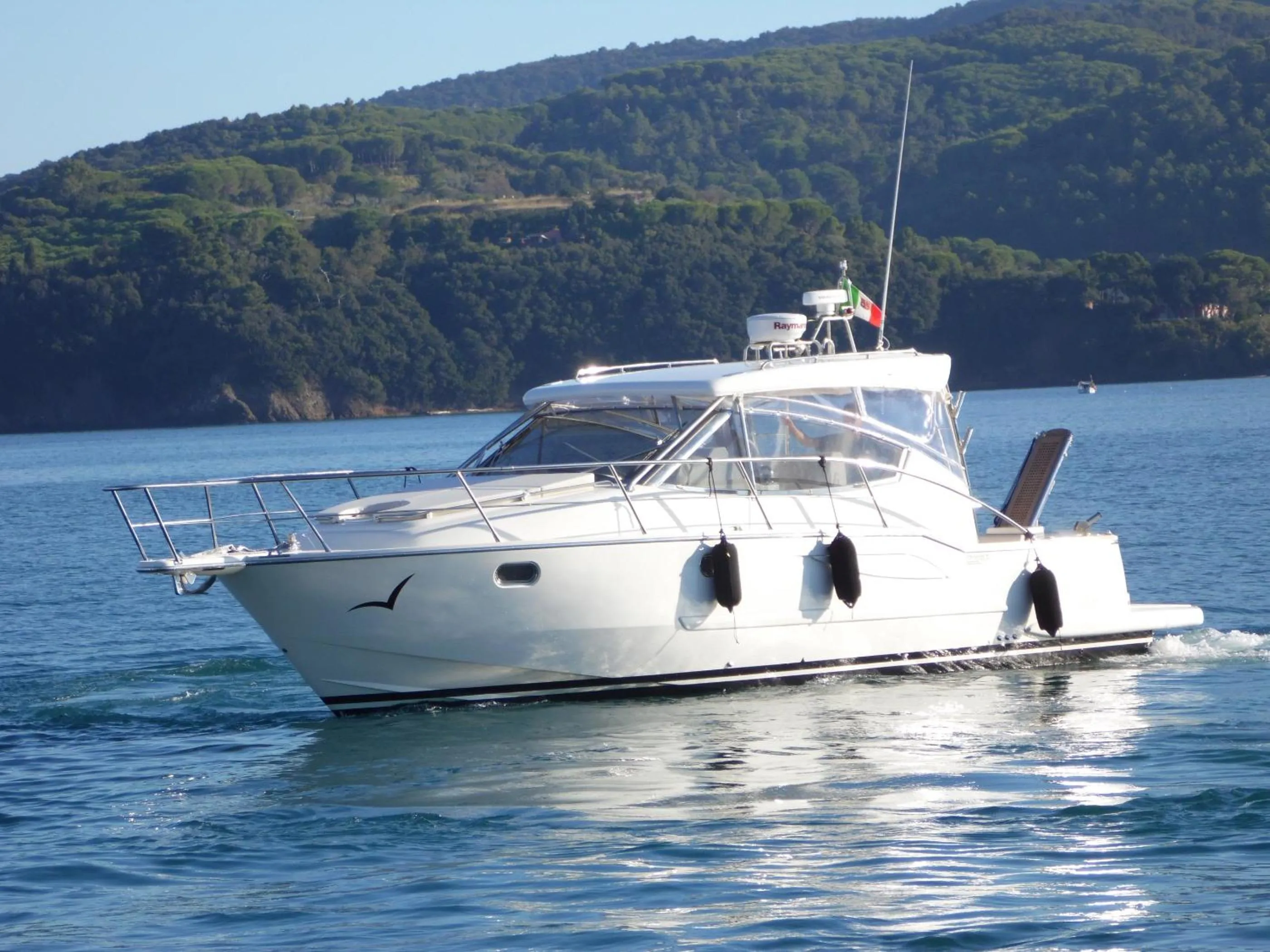 Hiking in Baia Bianca Suites