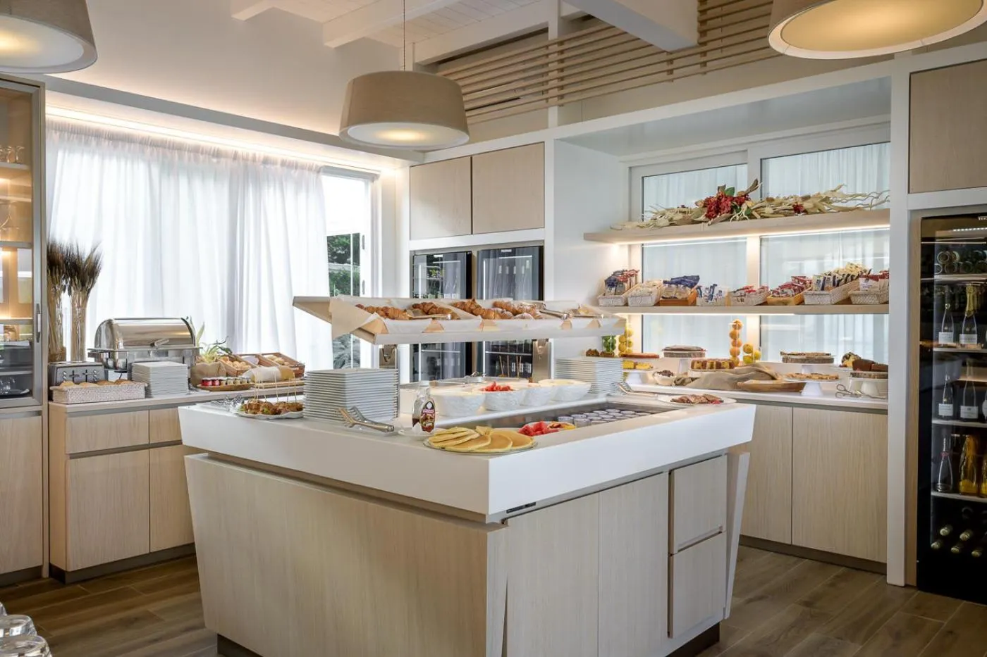 Breakfast in Baia Bianca Suites