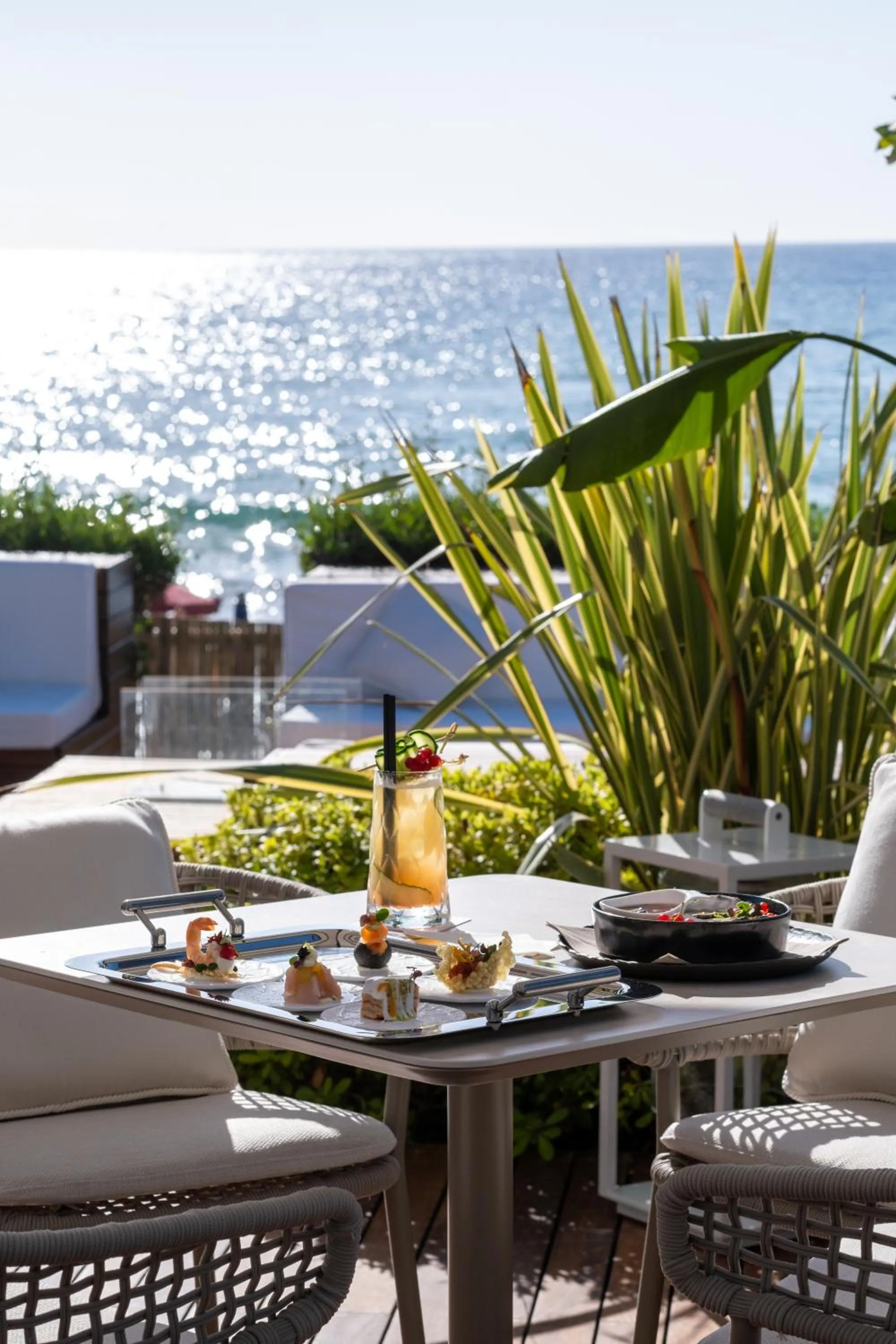 Food and drinks in Baia Bianca Suites