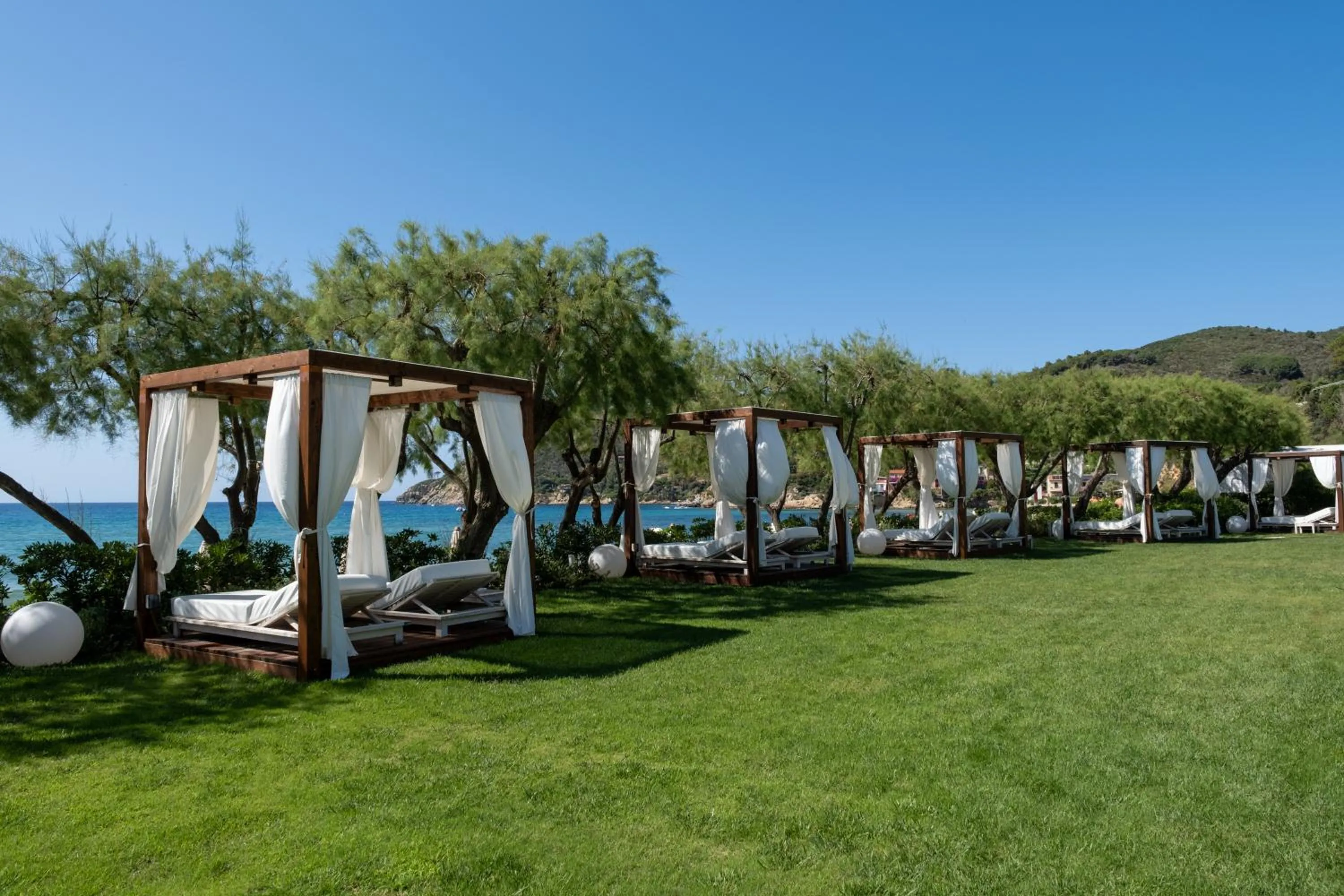 Natural landscape in Baia Bianca Suites