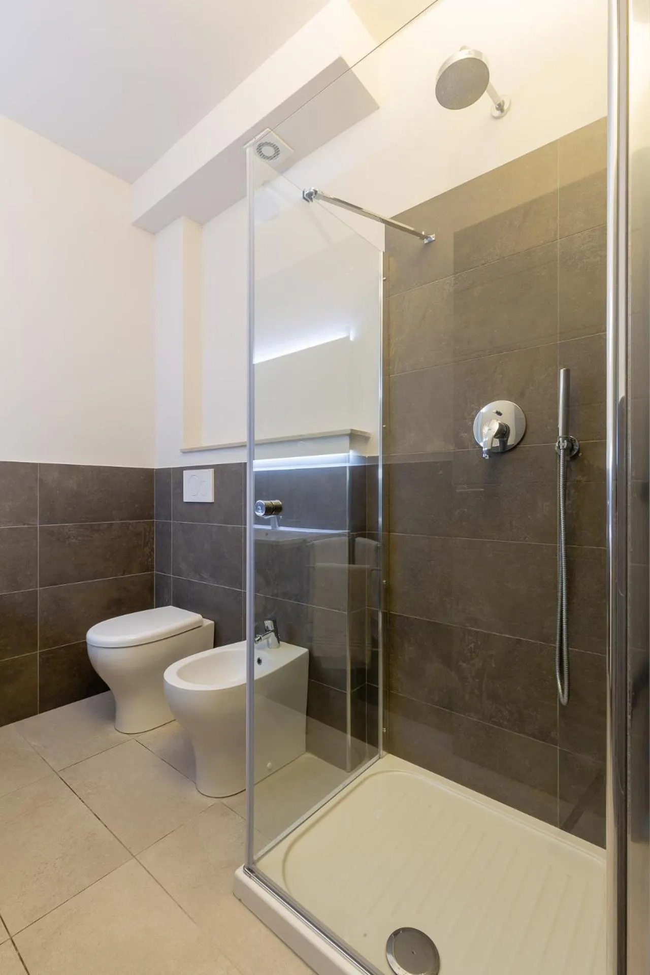 Bathroom in Hotel Delfino