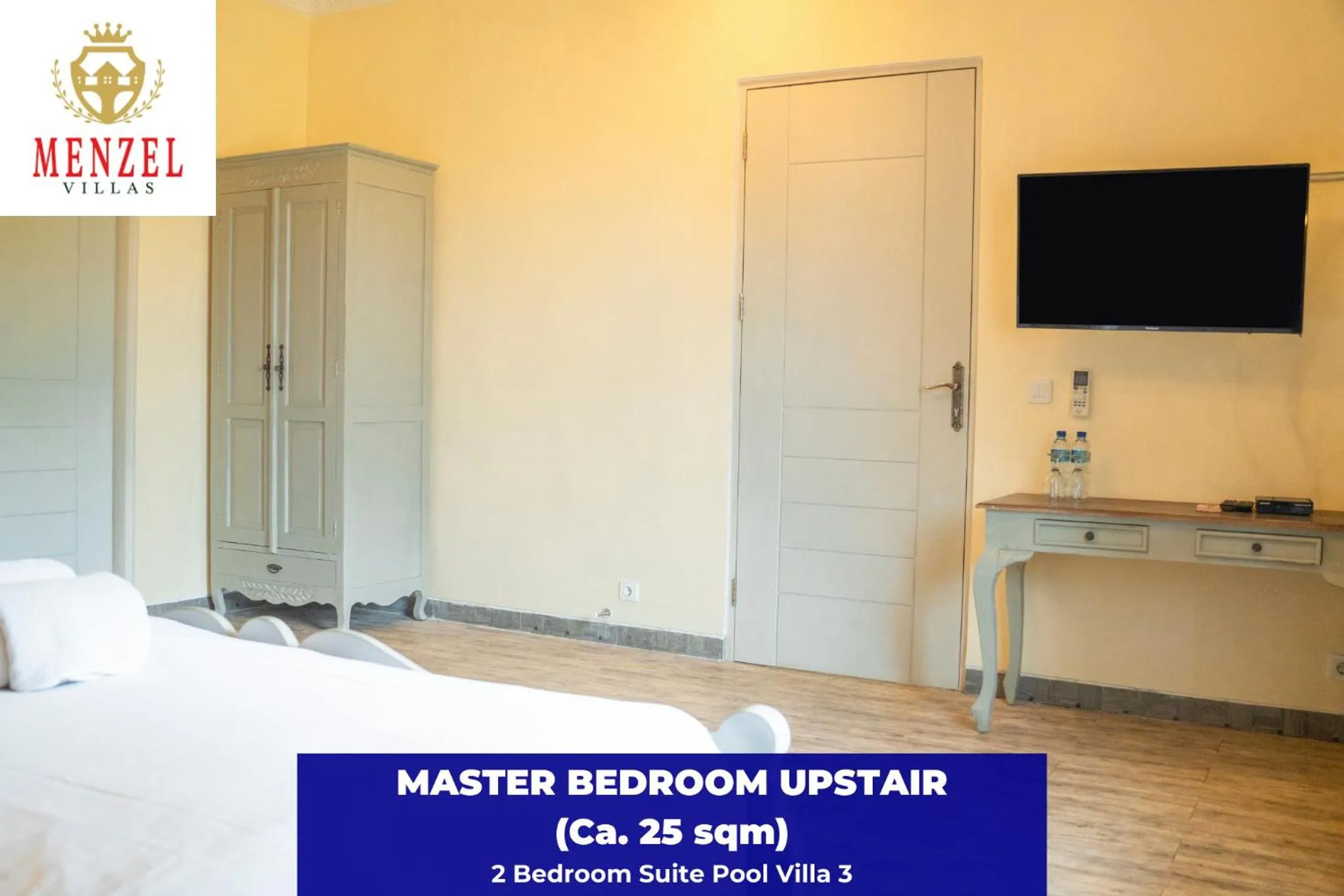 Bed in Menzel Villas Nusa Dua