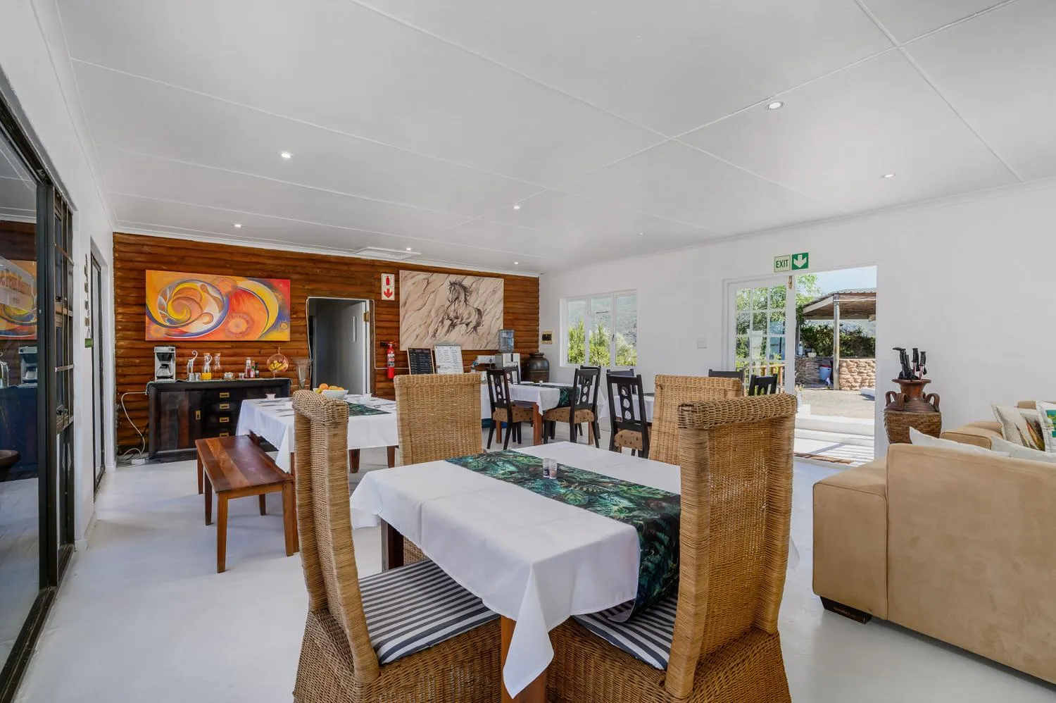 Restaurant/places to eat in Le Petit Karoo