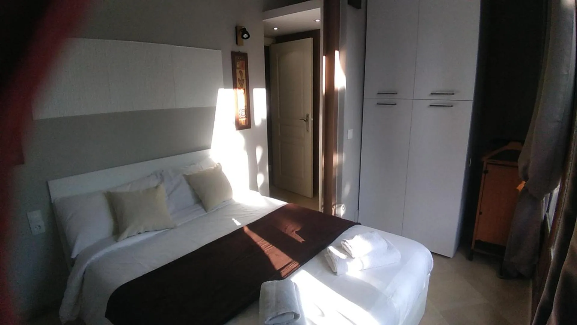 Bed in Villa Azur Cap d'Ail