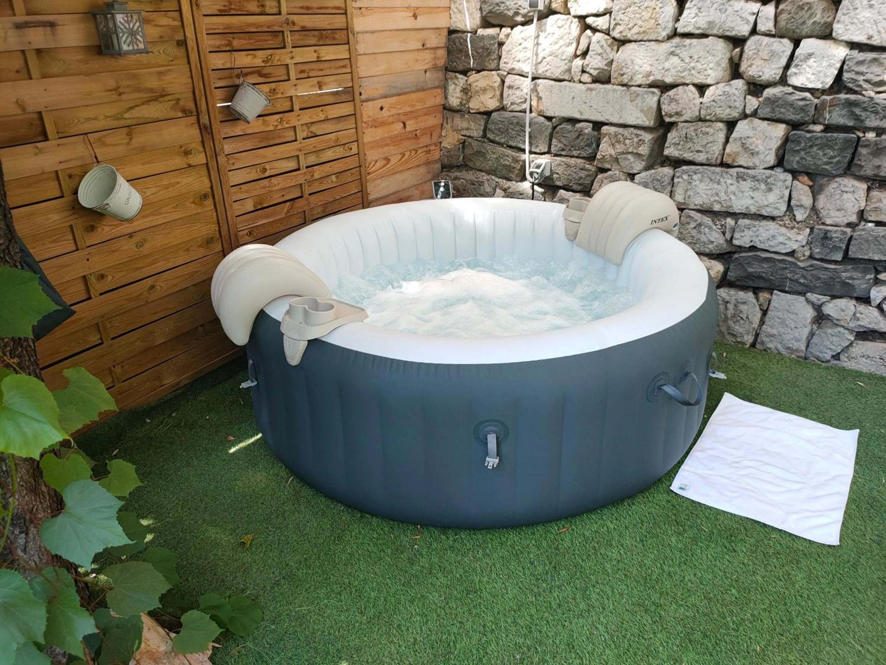 Hot Tub in Villa Azur Cap d'Ail