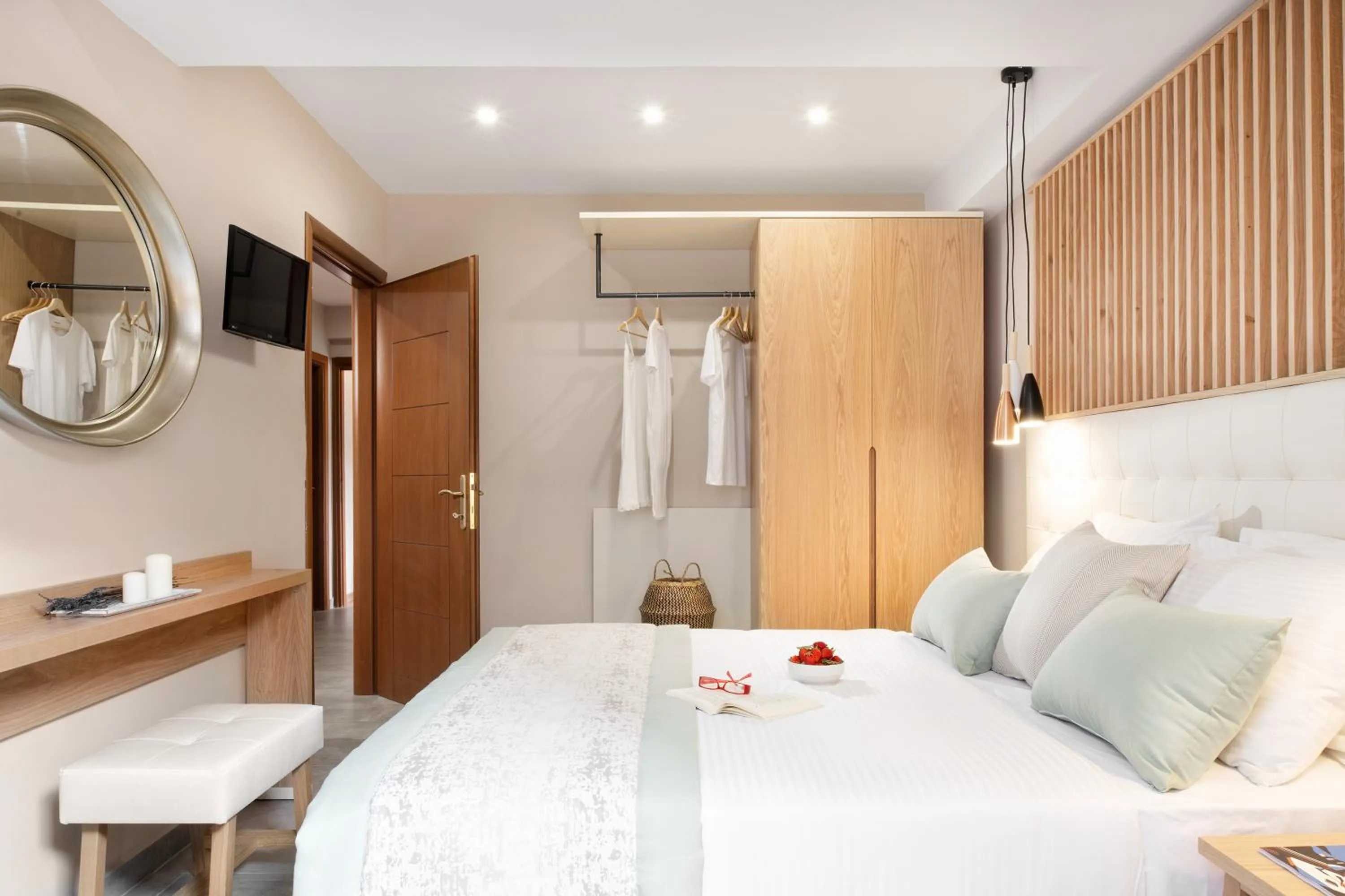 Bedroom, Bed in Hotel Simeon