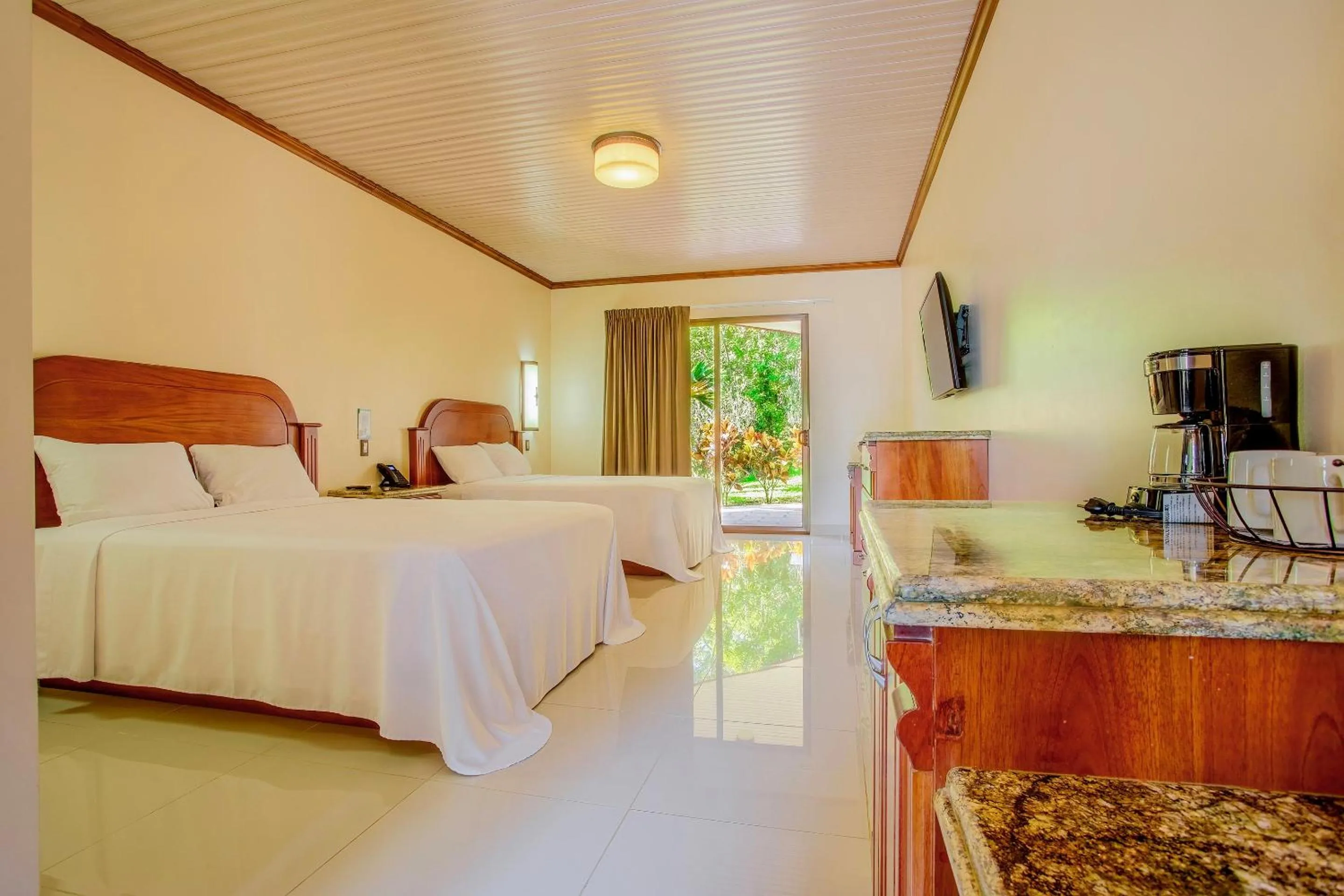 room service, Bed in Hotel Los Lagos Spa & Resort